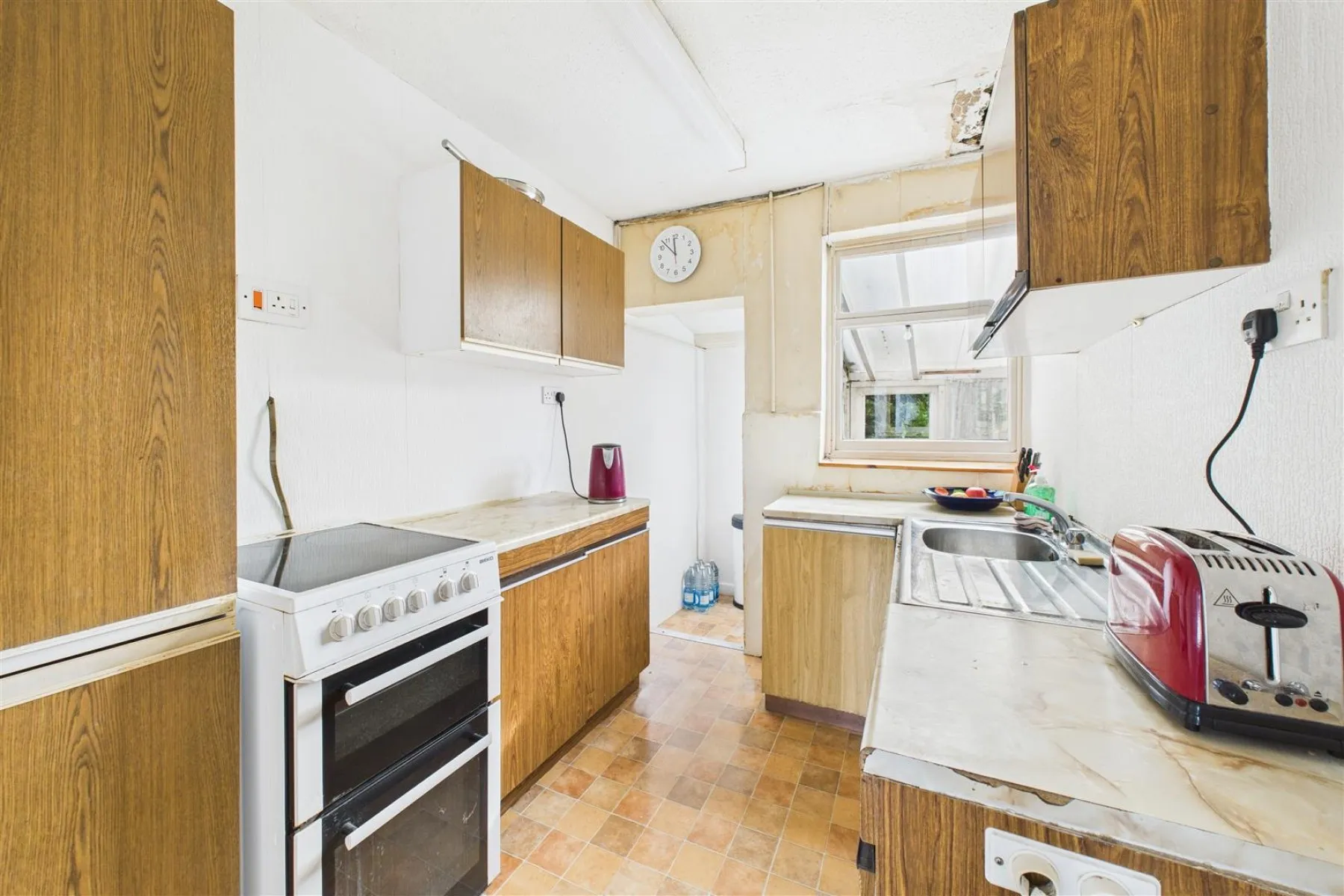 UPDATING | FILTON, 4 bedroom, House - Terraced - 34255782