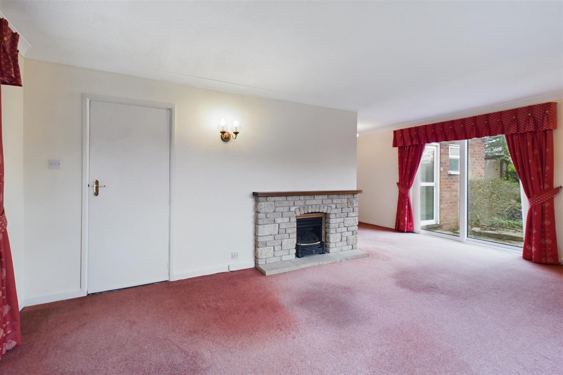 HOUSE + COTTAGE | WARMLEY, 4 bedroom, House - Detached - 33612514