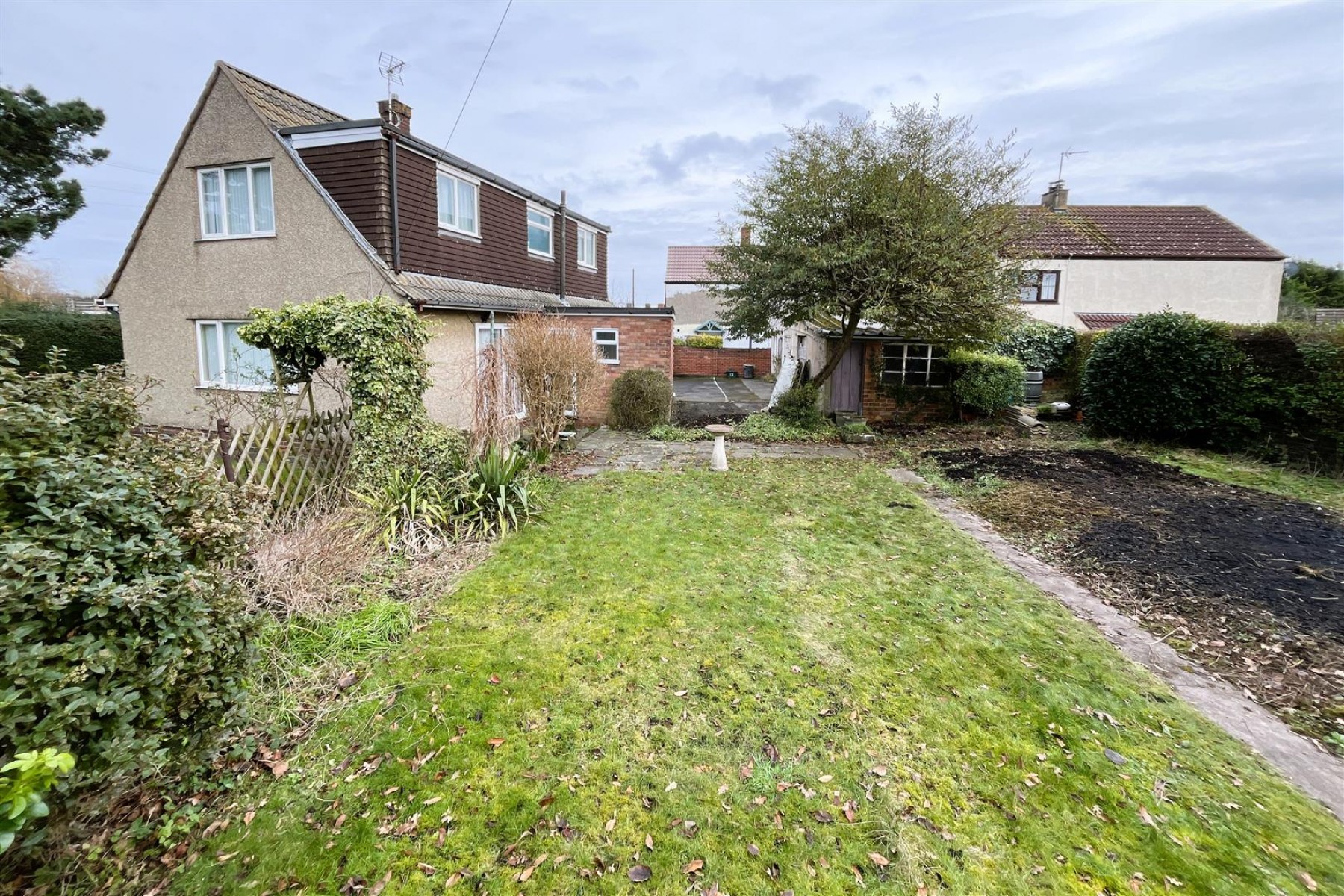 HOUSE + COTTAGE | WARMLEY, 4 bedroom, House - Detached - 33612514