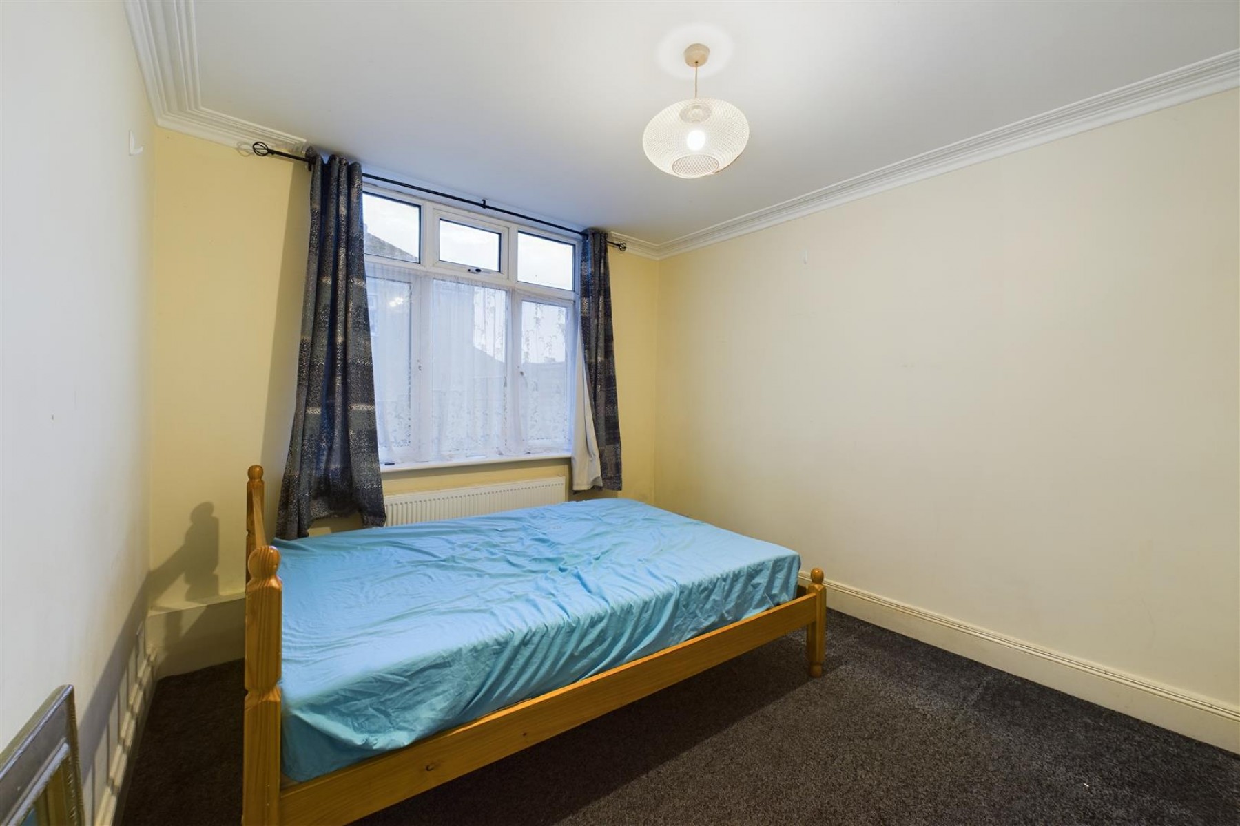BLOCK OF FLATS | HORFIELD, 3 bedroom, Flat - 33609798