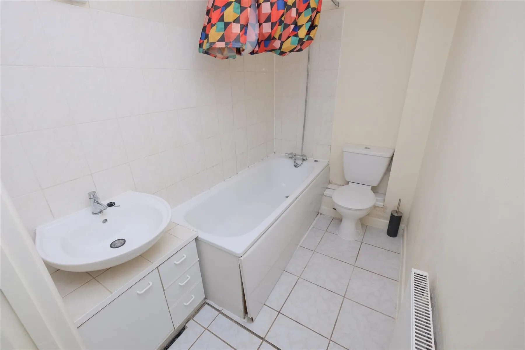 MIXED USE BLOCK | £58,500 | SOUTHVILLE, 4 bedroom, Flat - 33593207