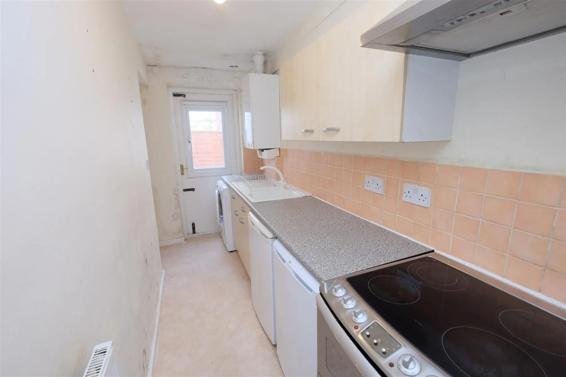 MIXED USE BLOCK | £58,500 | SOUTHVILLE, 4 bedroom, Flat - 33593207