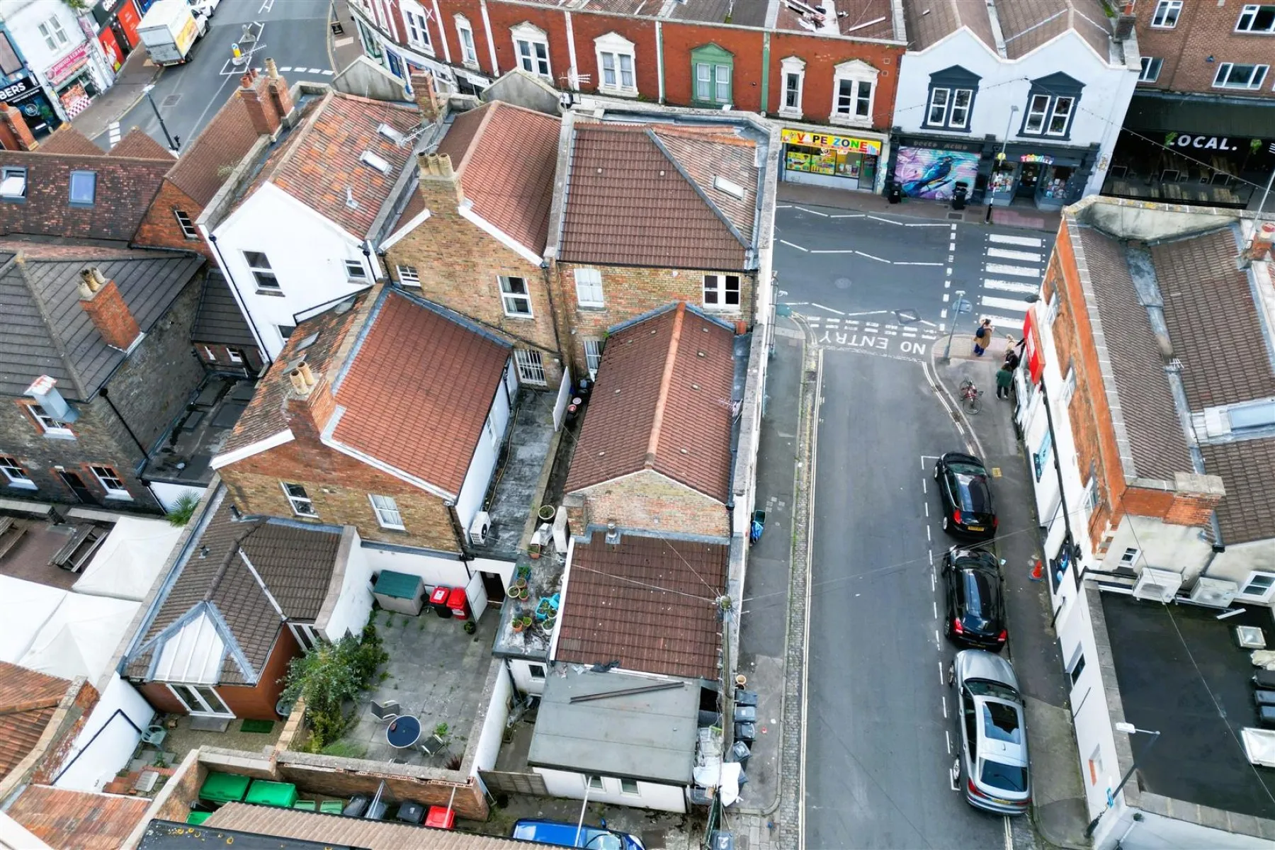 MIXED USE BLOCK | £58,500 | SOUTHVILLE, 4 bedroom, Flat - 33593207