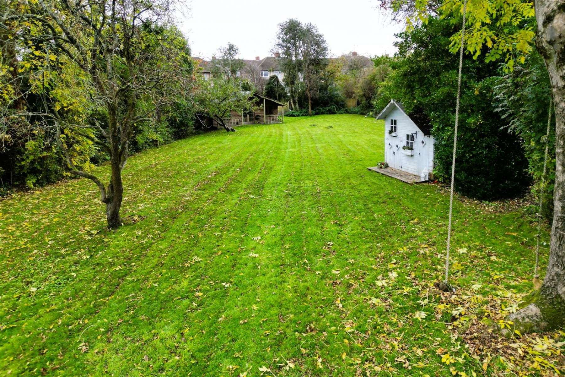 HOUSE + PLOT | PP 3 HOUSES | KINGSWOOD, 6 bedroom, House - Detached - 33472068
