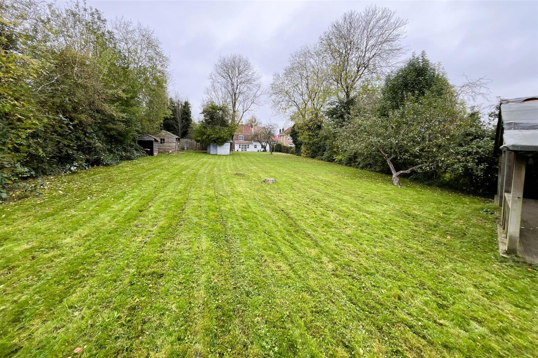 HOUSE + PLOT | PP 3 HOUSES | KINGSWOOD, 6 bedroom, House - Detached - 33472068