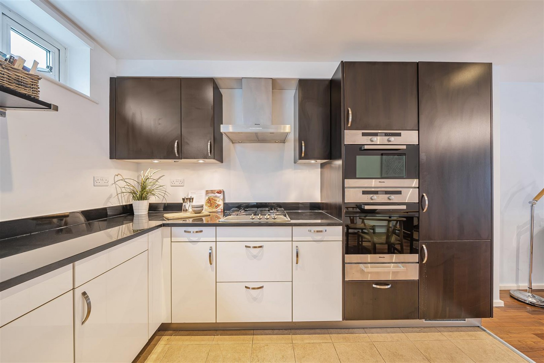 Gorse Lane, Clifton, 4 bedroom, House - 33541999