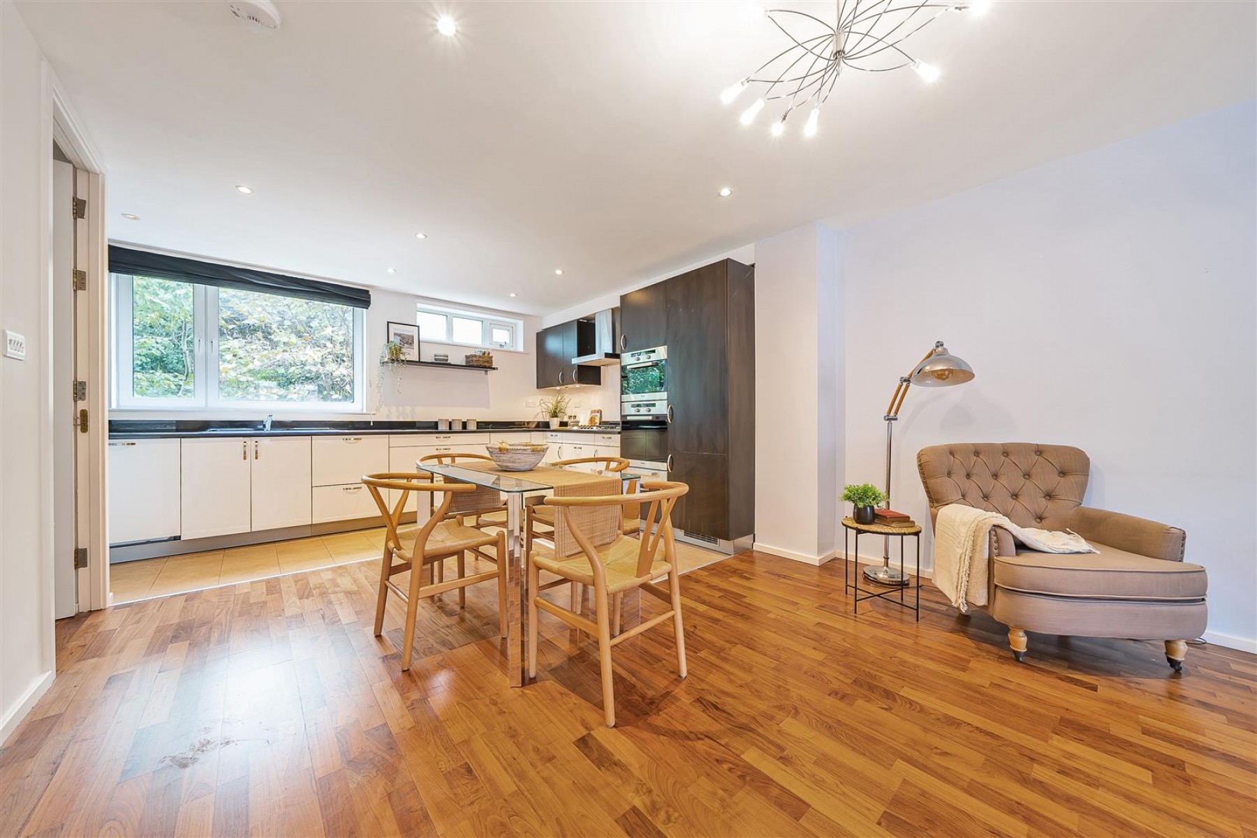 Gorse Lane, Clifton, 4 bedroom, House - 33541999