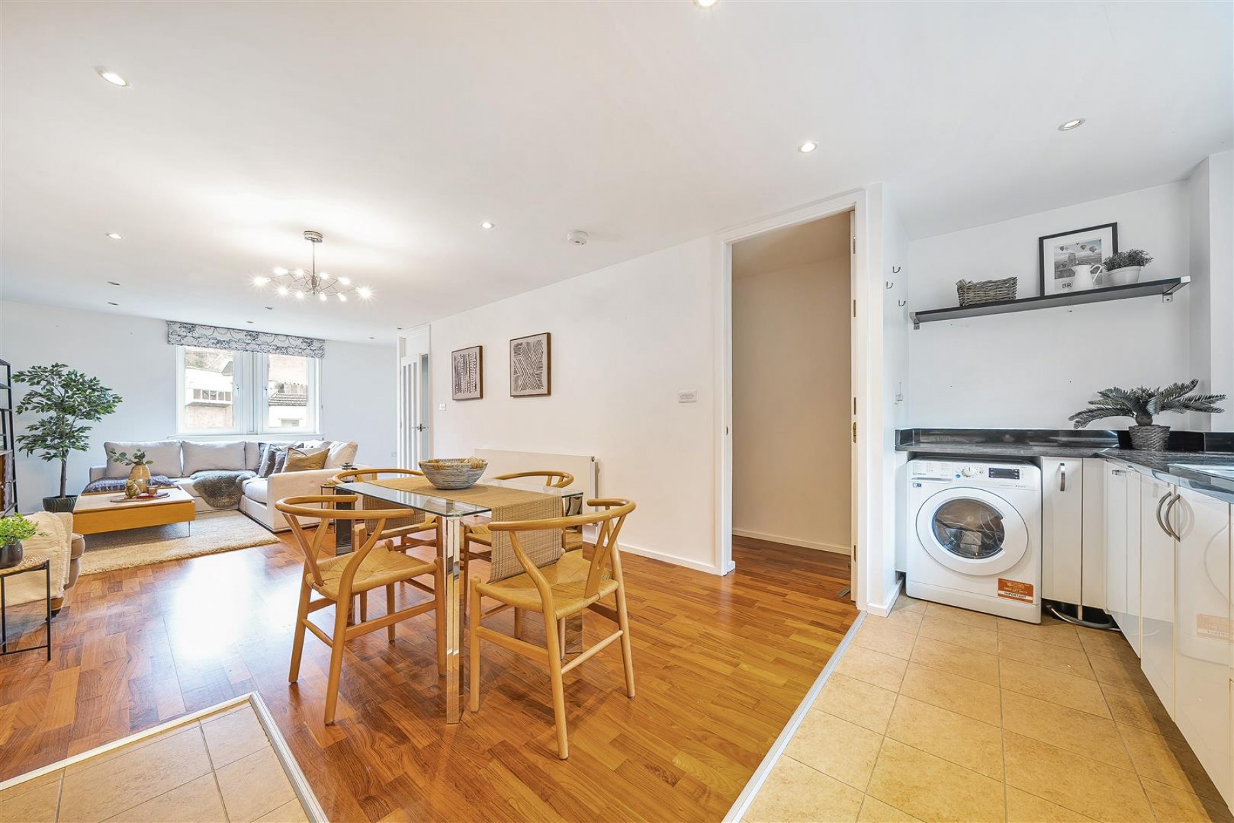 Gorse Lane, Clifton, 4 bedroom, House - 33541999