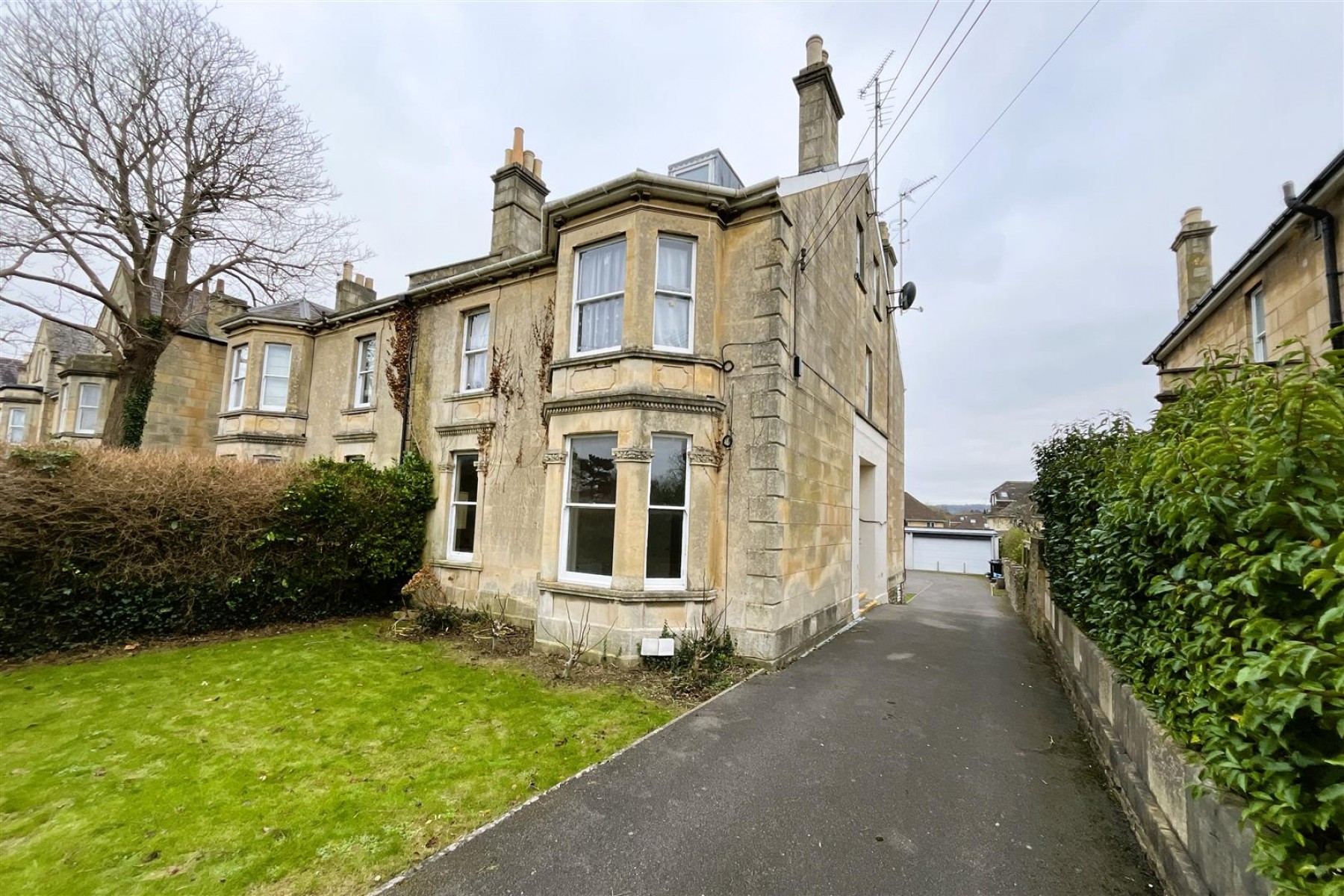 FLAT | UPDATING | BATH, 1 bedroom, Flat - 33558982