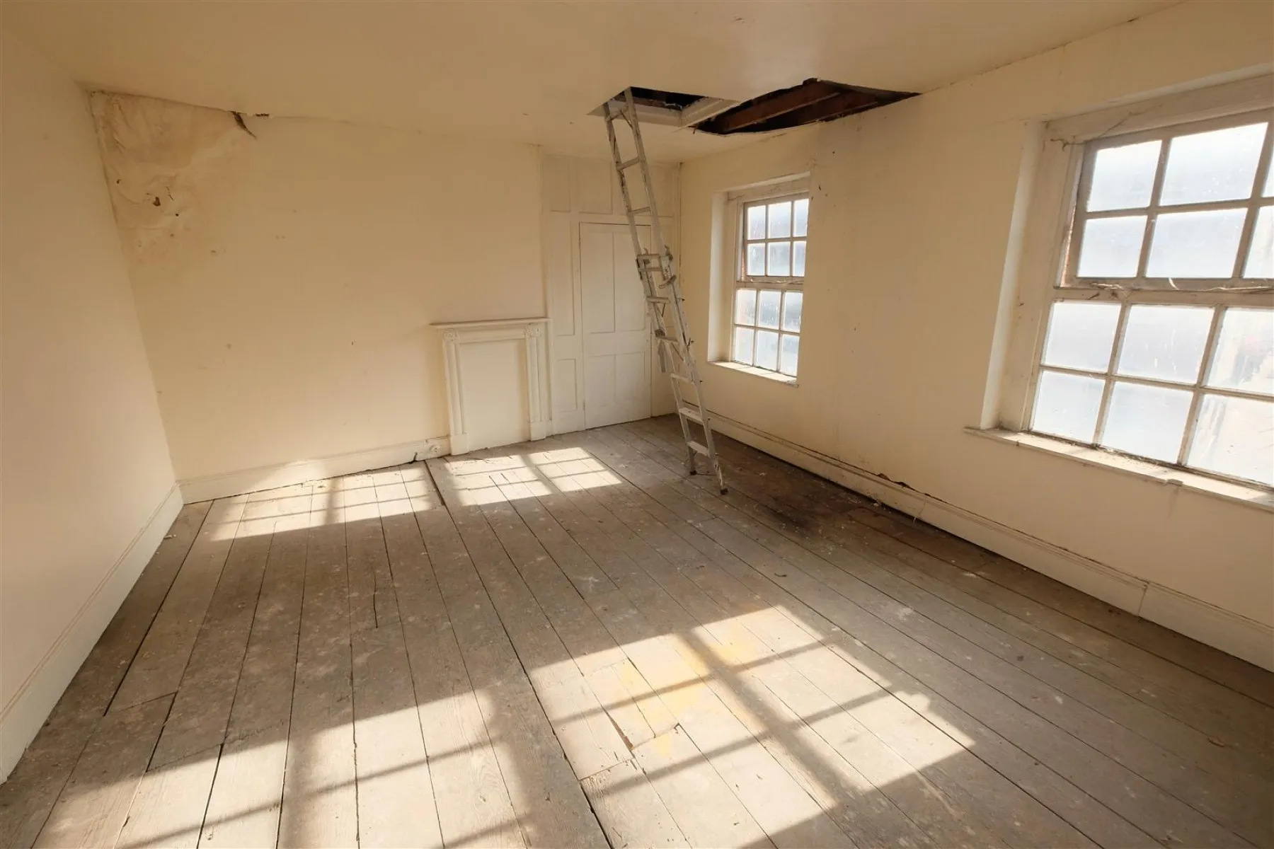 FREEHOLD COMMERCIAL | GL1, Commercial - 33534021