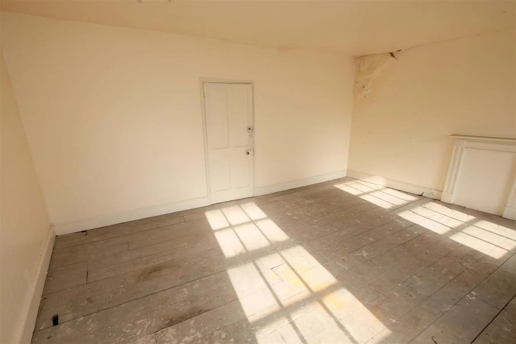 FREEHOLD COMMERCIAL | GL1, Commercial - 33534021
