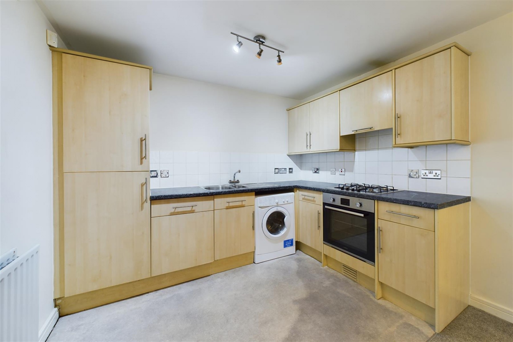 3 x FLATS | NORFOLK HEIGHTS, 5 bedroom, Flat - 33644971