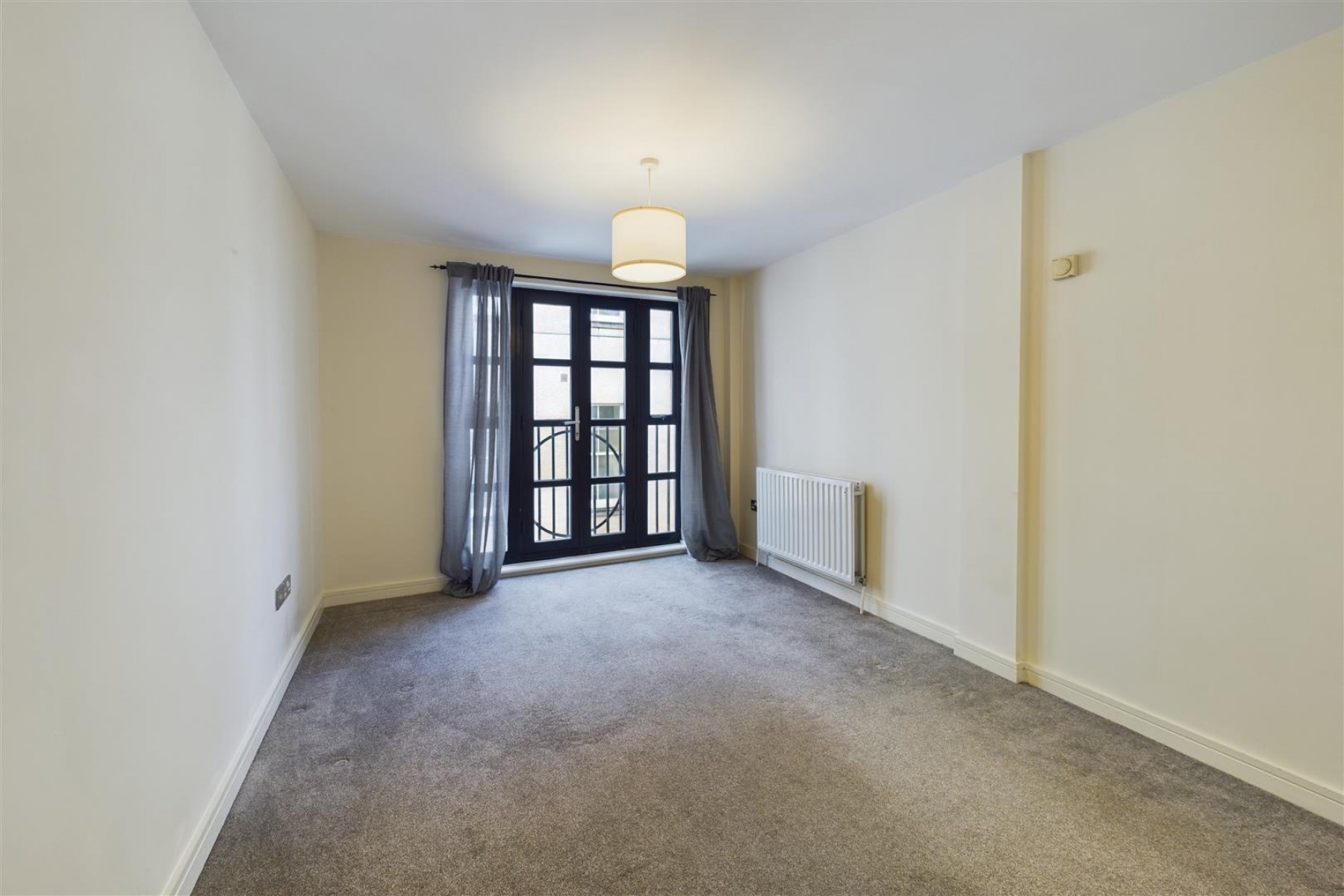 3 x FLATS | NORFOLK HEIGHTS, 5 bedroom, Flat - 33644971