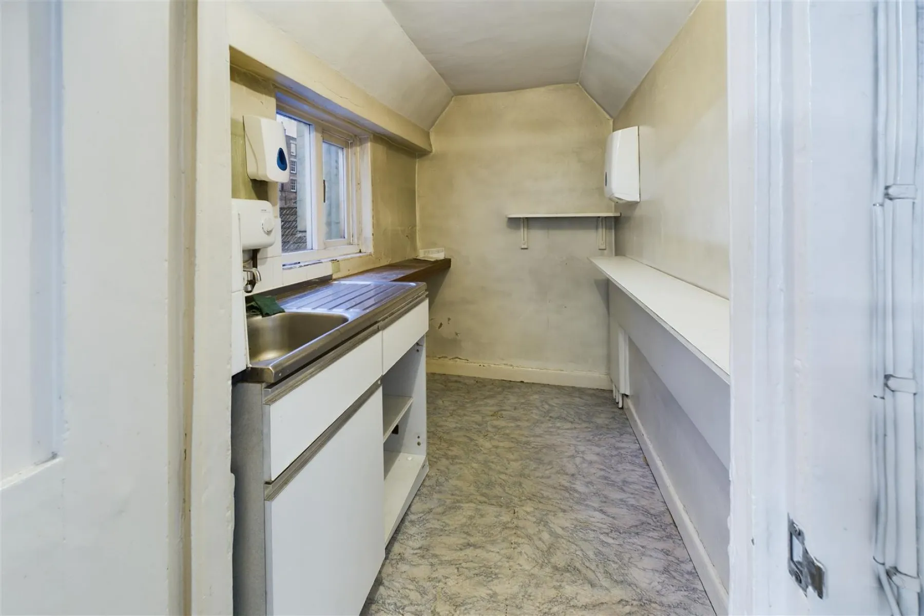 RESI DEVELOPMENT | BS1, 7 bedroom, Commercial - 33545103