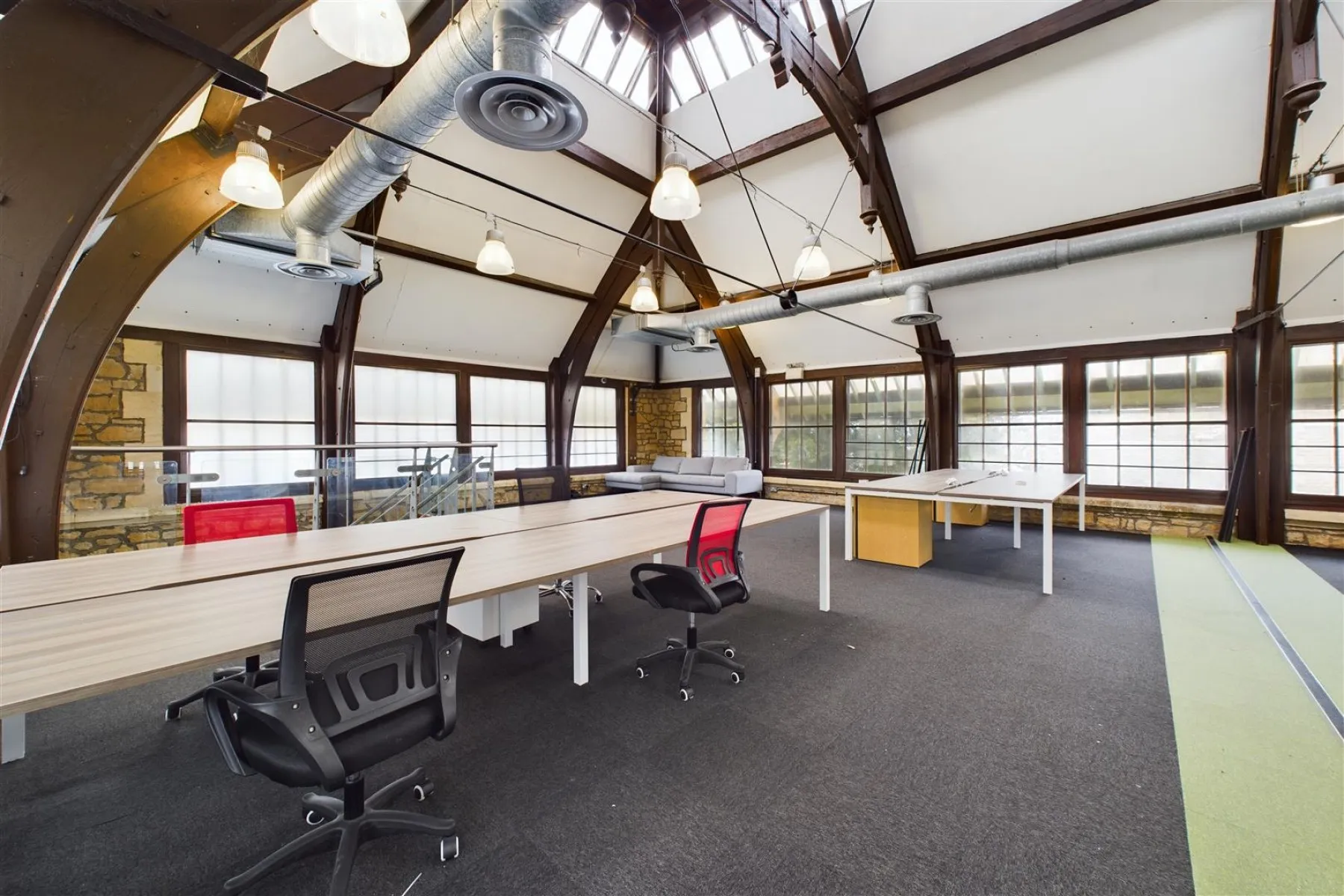 DETACHED + PARKING | CLEVEDON, 6 bedroom, Commercial - 33609496