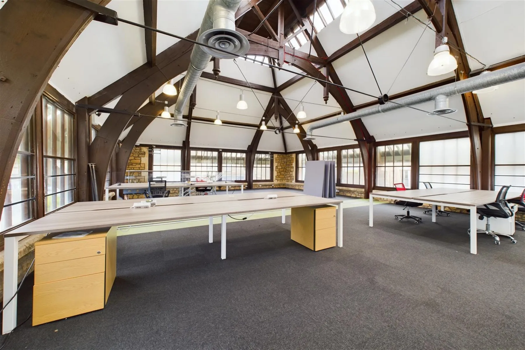 DETACHED + PARKING | CLEVEDON, 6 bedroom, Commercial - 33609496