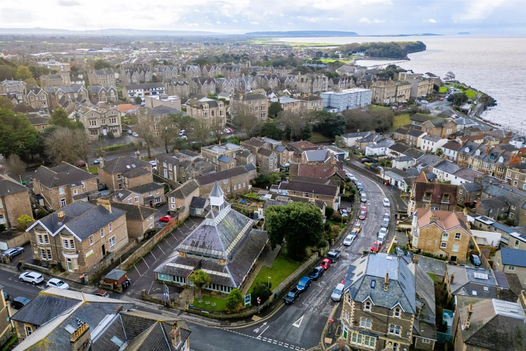 DETACHED + PARKING | CLEVEDON, 6 bedroom, Commercial - 33609496