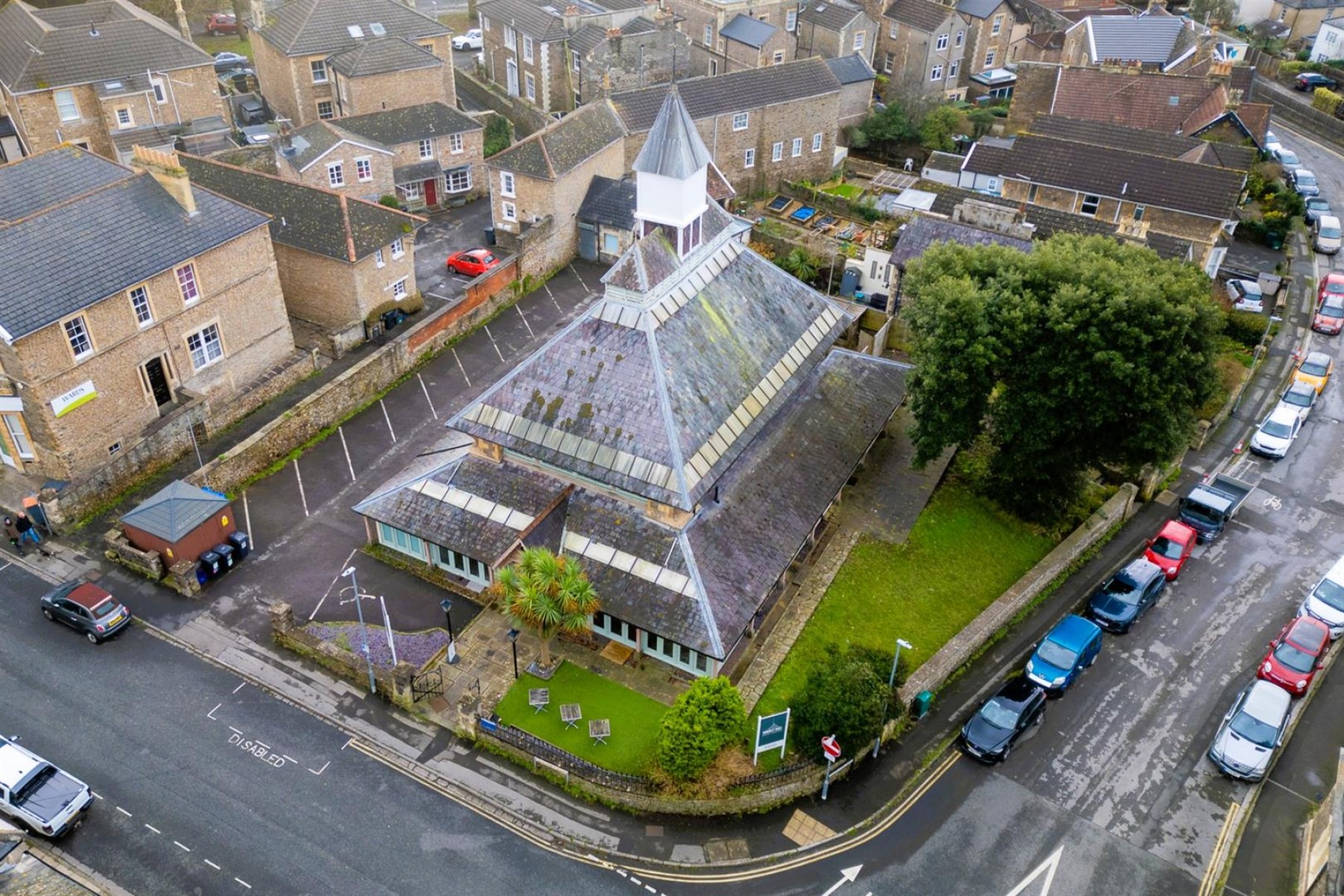 DETACHED + PARKING | CLEVEDON, 6 bedroom, Commercial - 33609520