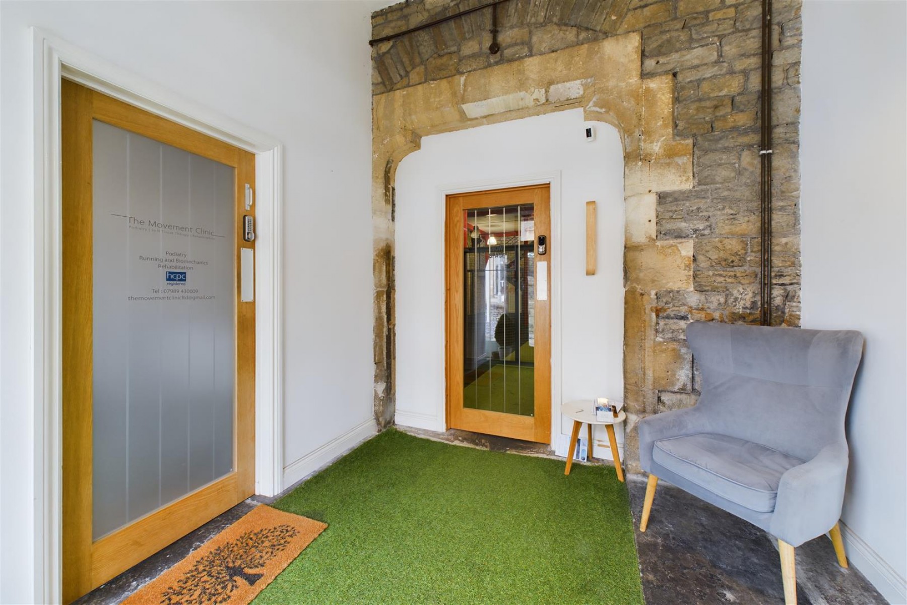 DETACHED + PARKING | CLEVEDON, 6 bedroom, Commercial - 33609520
