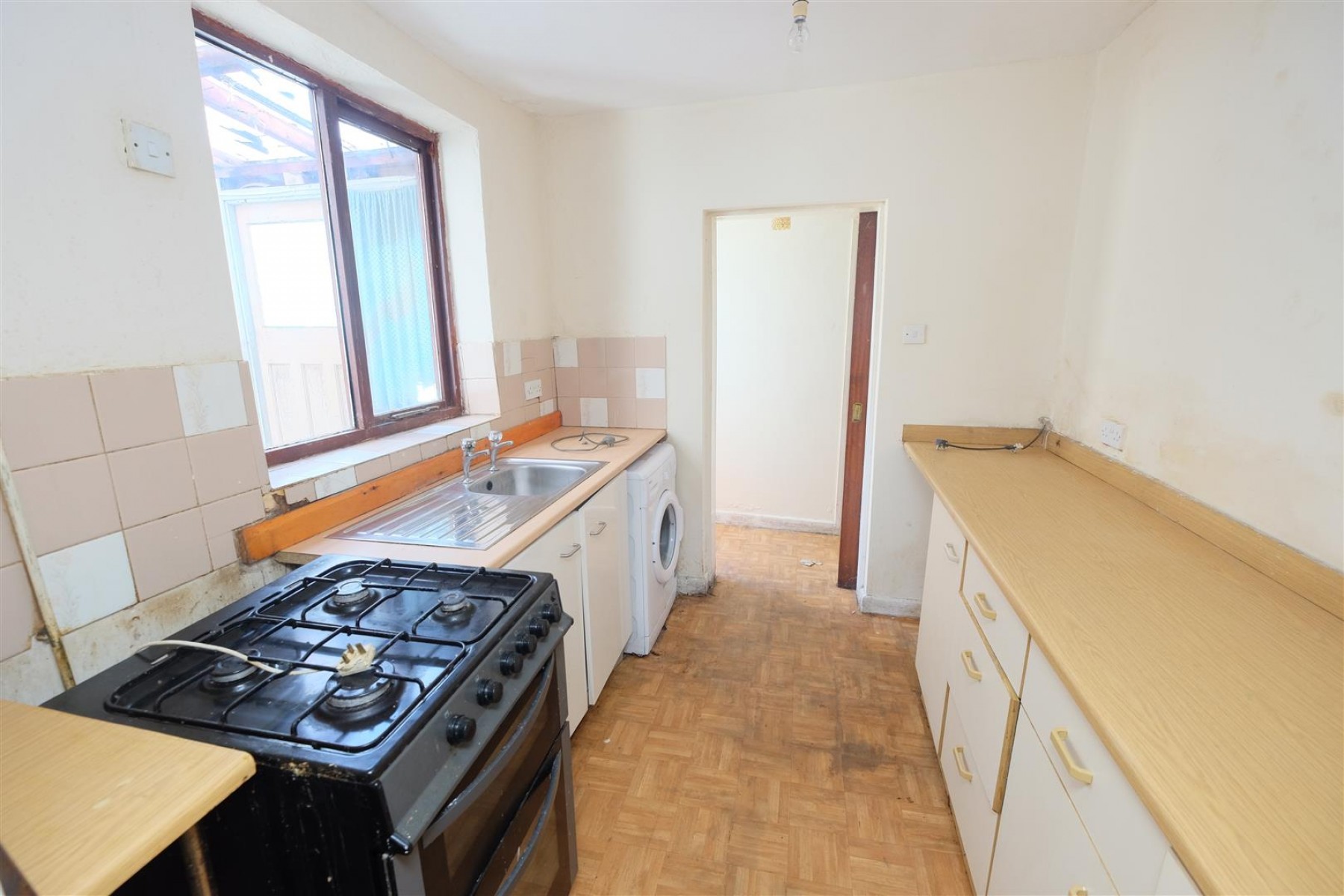 HOUSE | UPDATING | EASTON, 3 bedroom, House - Terraced - 31874759