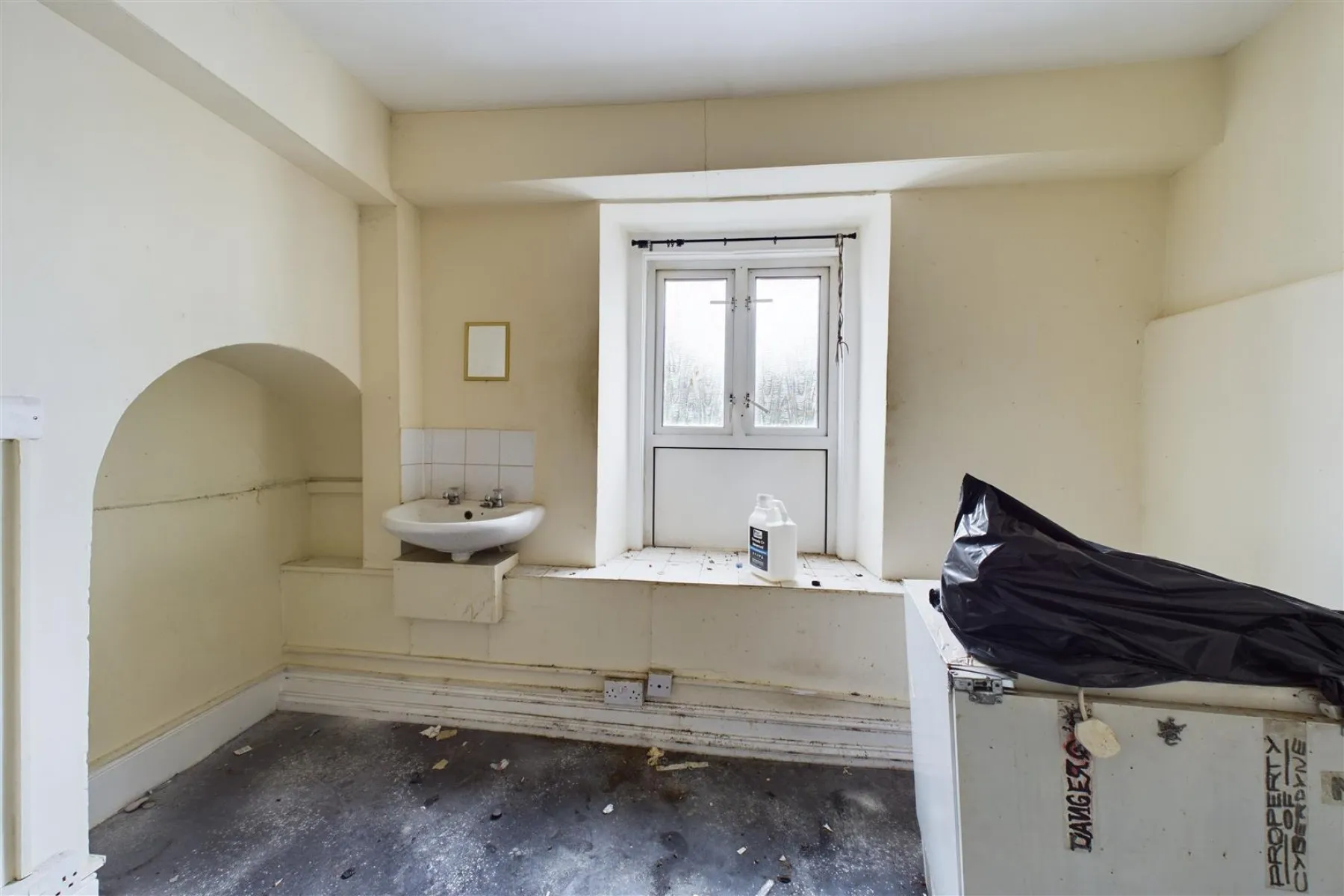DETACHED | 43 BED HMO | BRISLINGTON, 43 bedroom, Commercial - 33639008
