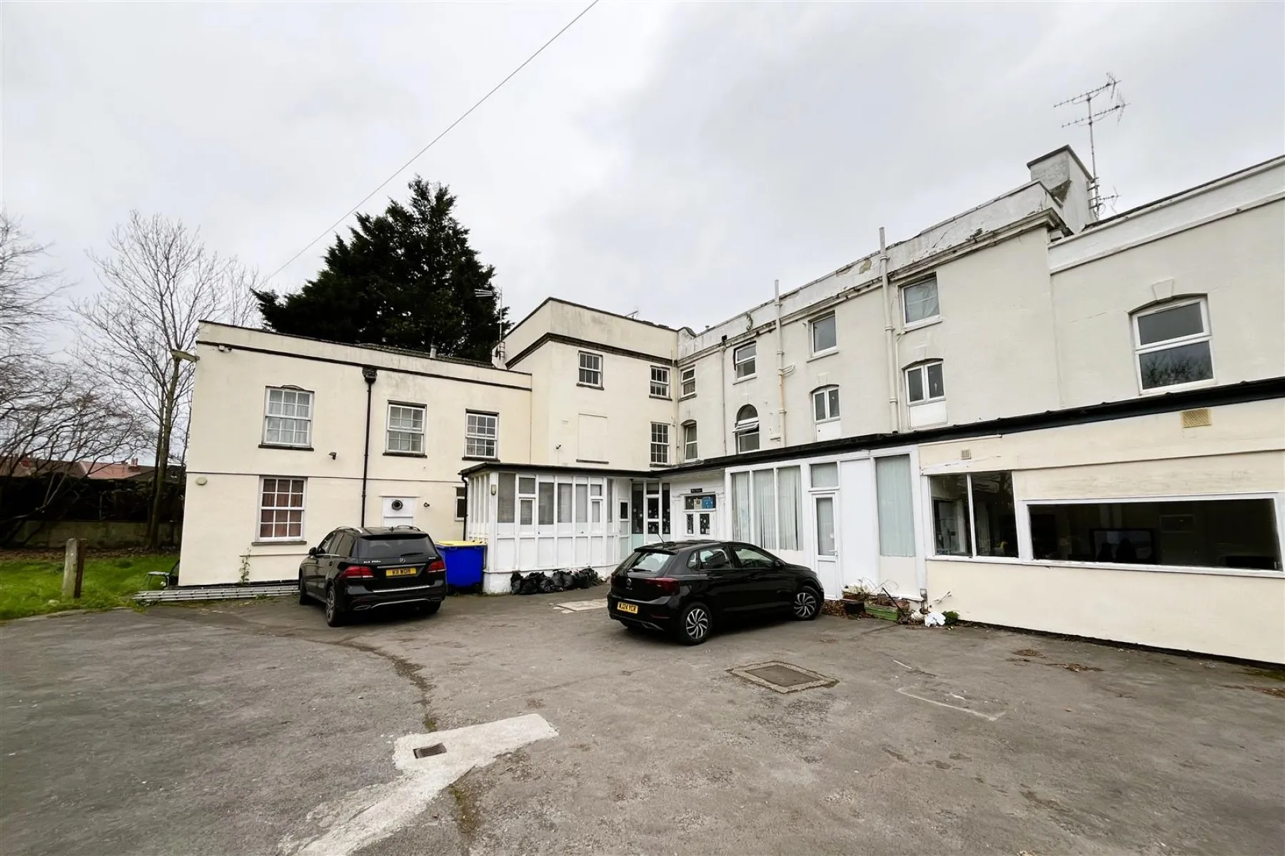 DETACHED | 43 BED HMO | BRISLINGTON, 43 bedroom, Commercial - 33639008