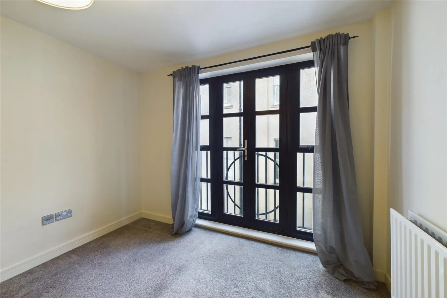 3 x FLATS | NORFOLK HEIGHTS, 5 bedroom, Flat - 33644971