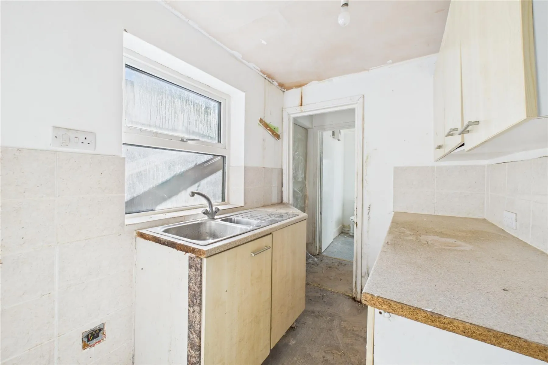 GARDEN MAISONETTE | UPDATING | EASTON, 2 bedroom, Flat - 33727867
