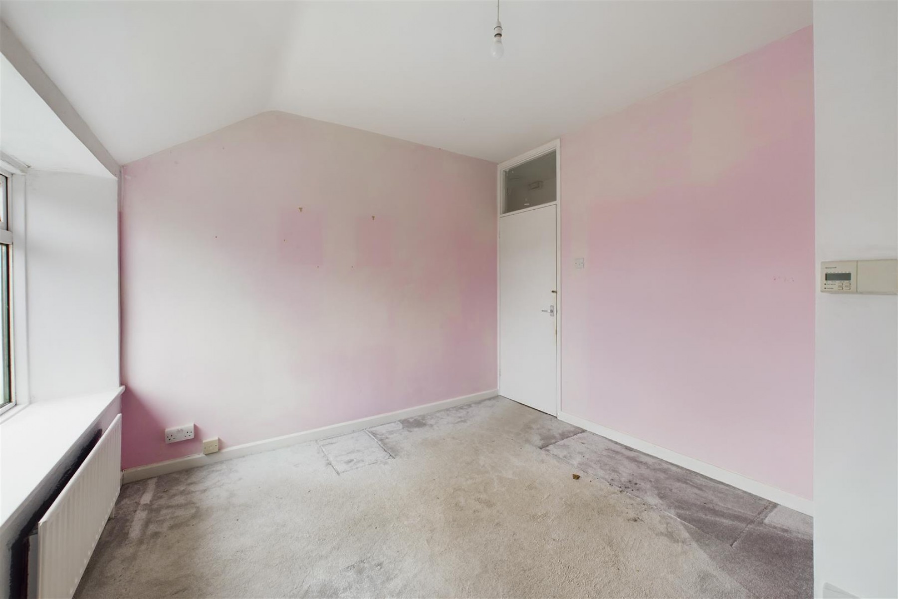UPDATING | LARGE GARDEN | SHEPTON MALLET, 3 bedroom, House - Terraced - 33627035