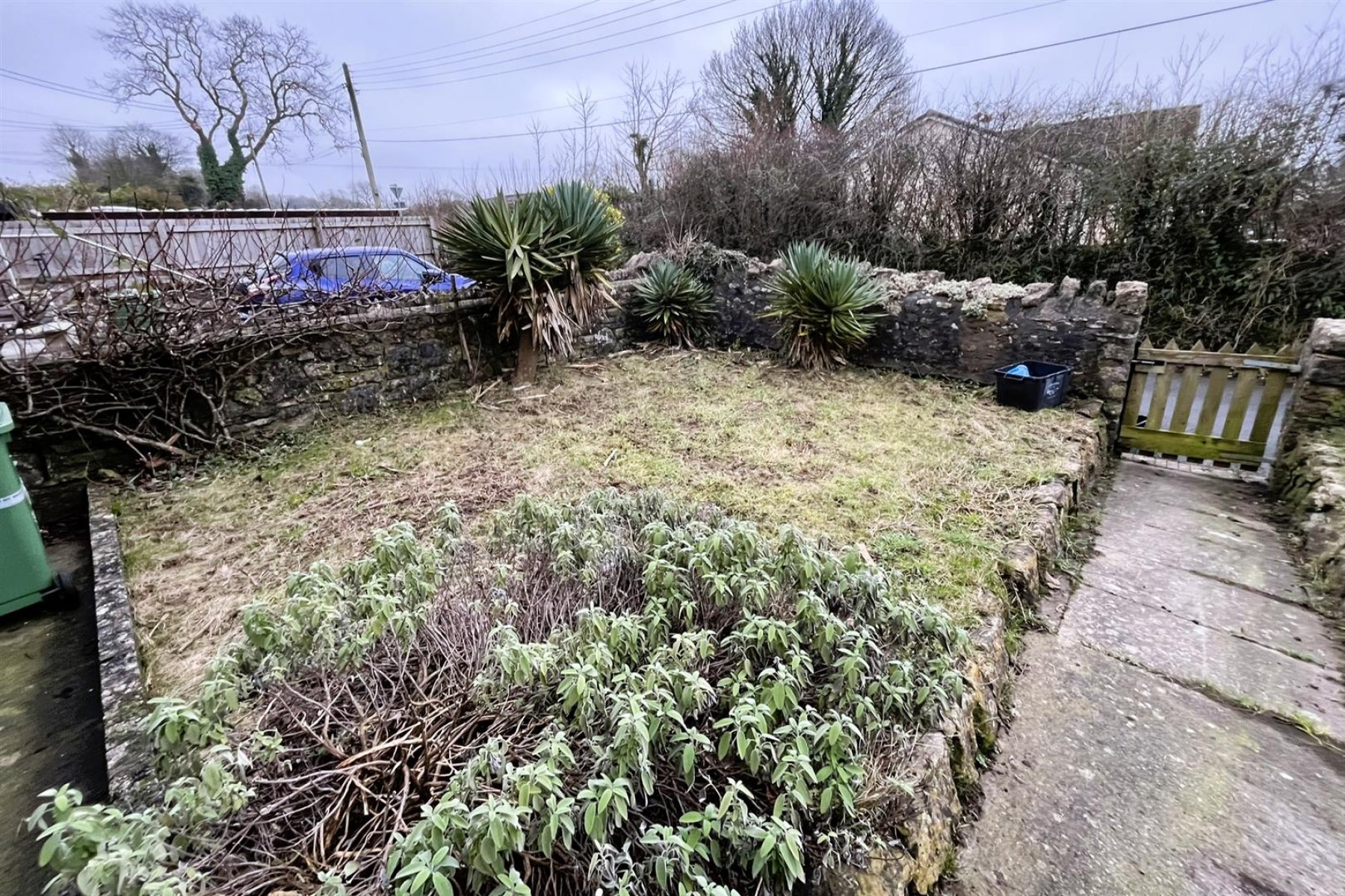 UPDATING | LARGE GARDEN | SHEPTON MALLET, 3 bedroom, House - Terraced - 33627035