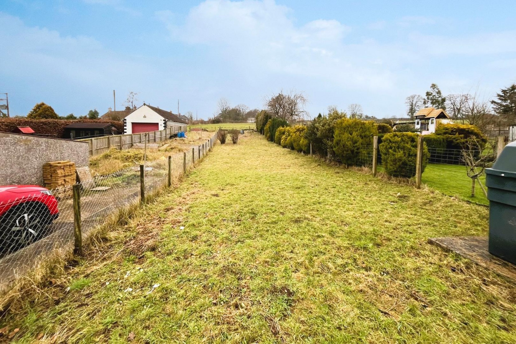 UPDATING | LARGE GARDEN | SHEPTON MALLET, 3 bedroom, House - Terraced - 33627035