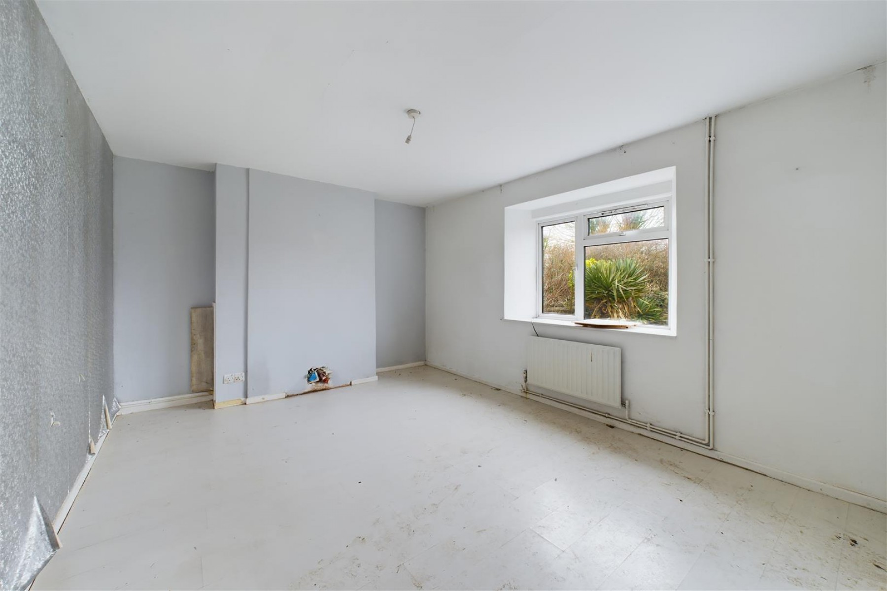 UPDATING | LARGE GARDEN | SHEPTON MALLET, 3 bedroom, House - Terraced - 33627035