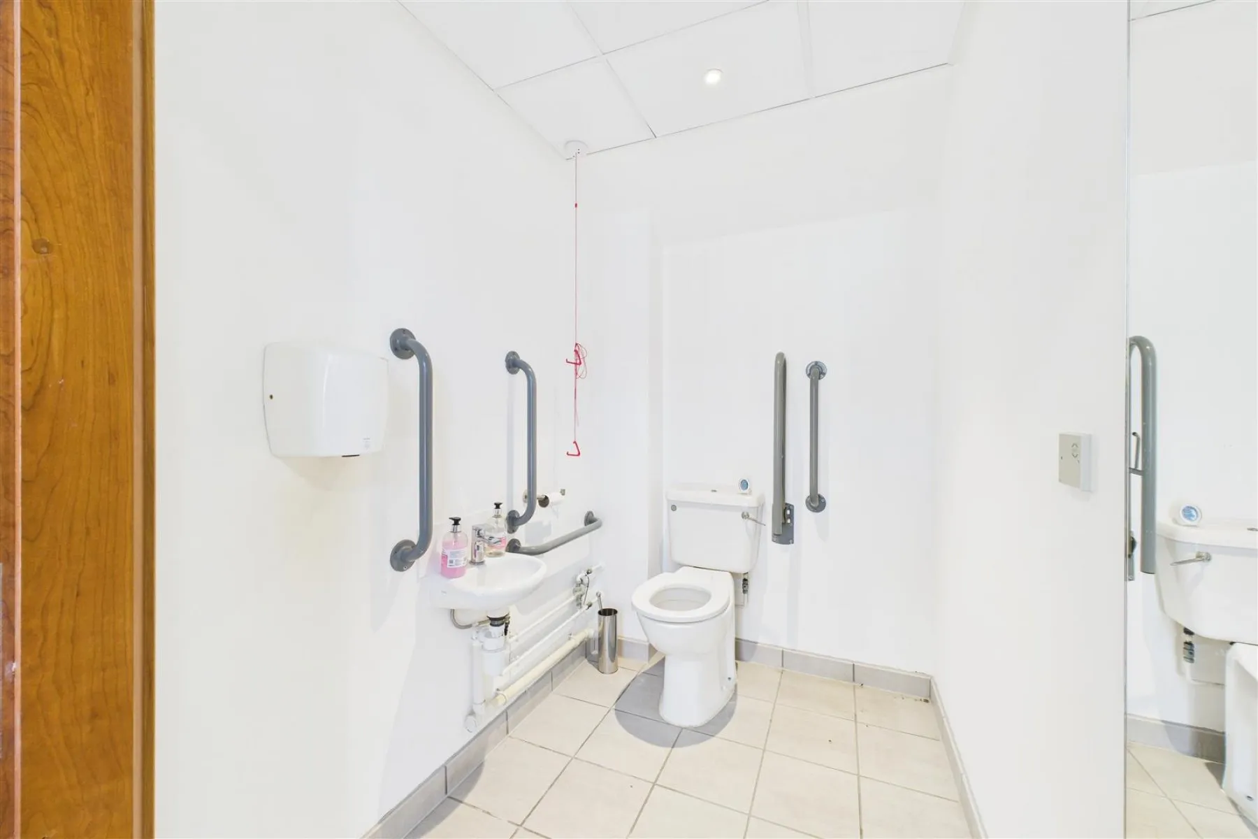 COMMERCIAL | REDUCED | BS16, Commercial - 33724743