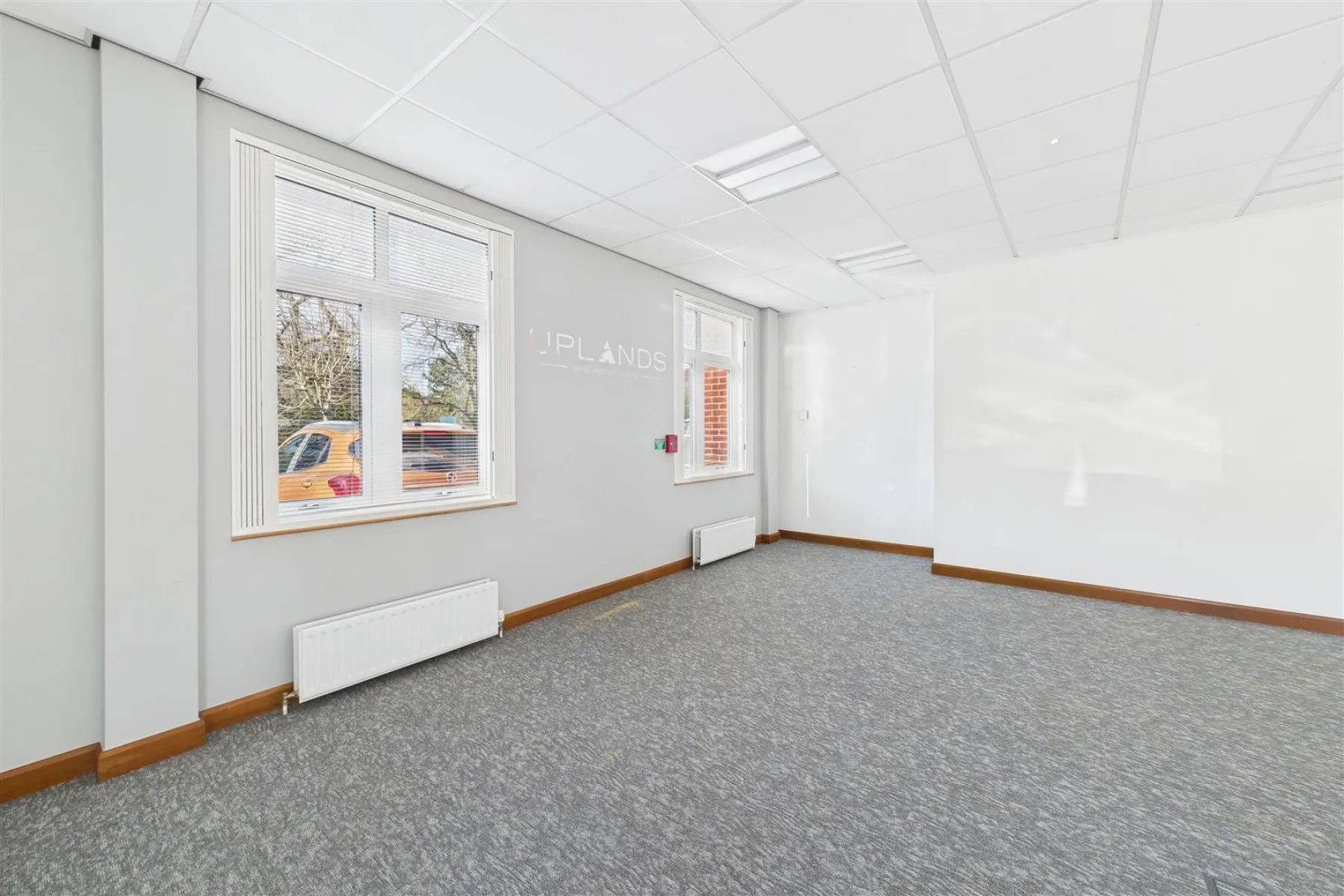 COMMERCIAL | REDUCED | BS16, Commercial - 33724743