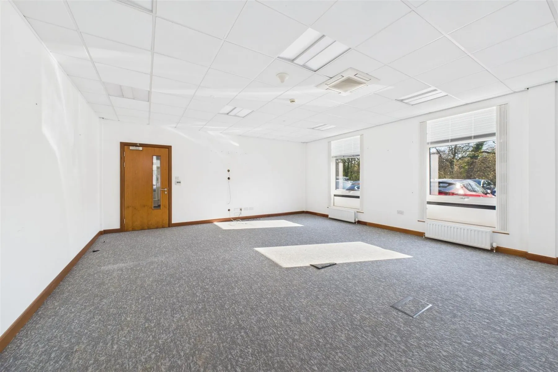COMMERCIAL | REDUCED | BS16, Commercial - 33724743