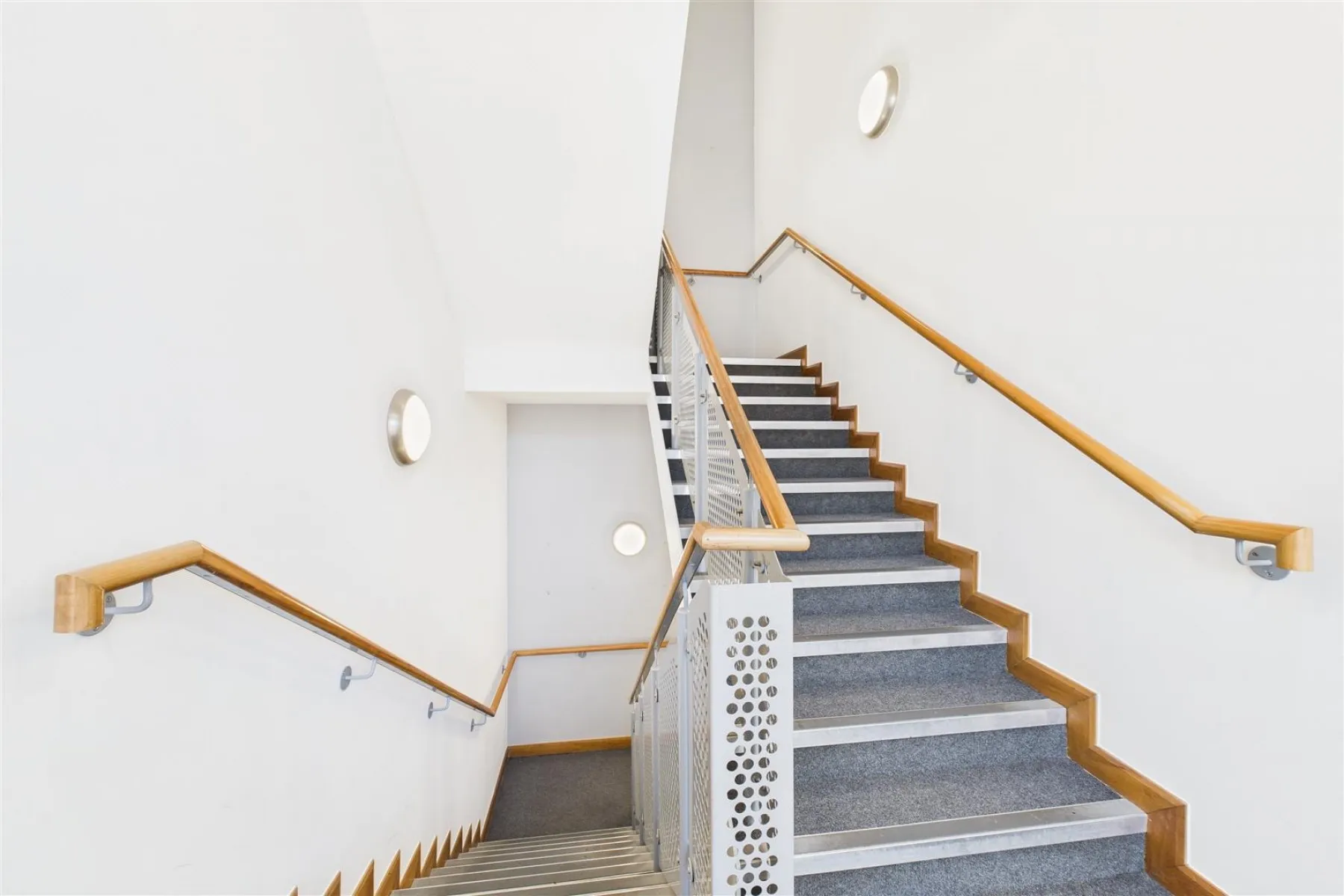 COMMERCIAL | REDUCED | BS16, Commercial - 33724743