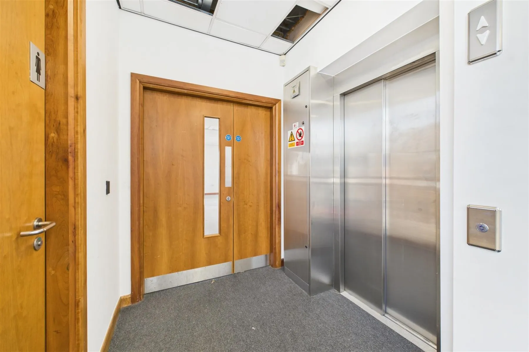 COMMERCIAL | REDUCED | BS16, Commercial - 33724743