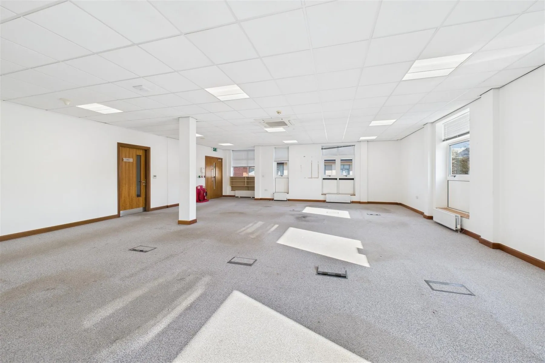 COMMERCIAL | REDUCED | BS16, Commercial - 33724743