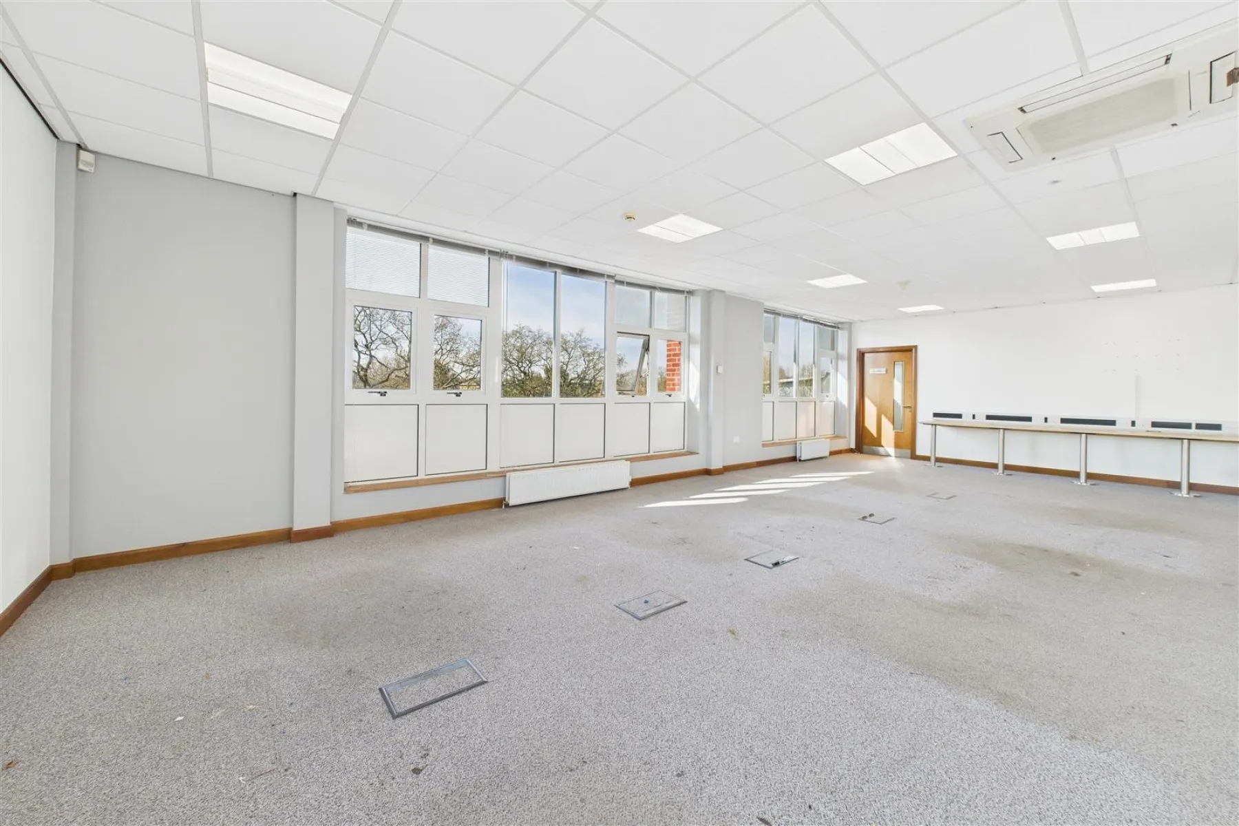COMMERCIAL | REDUCED | BS16, Commercial - 33724743