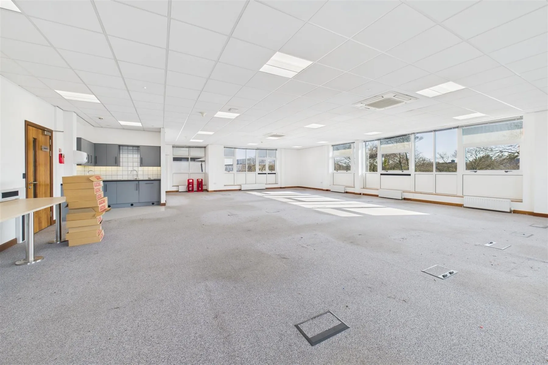 COMMERCIAL | REDUCED | BS16, Commercial - 33724743