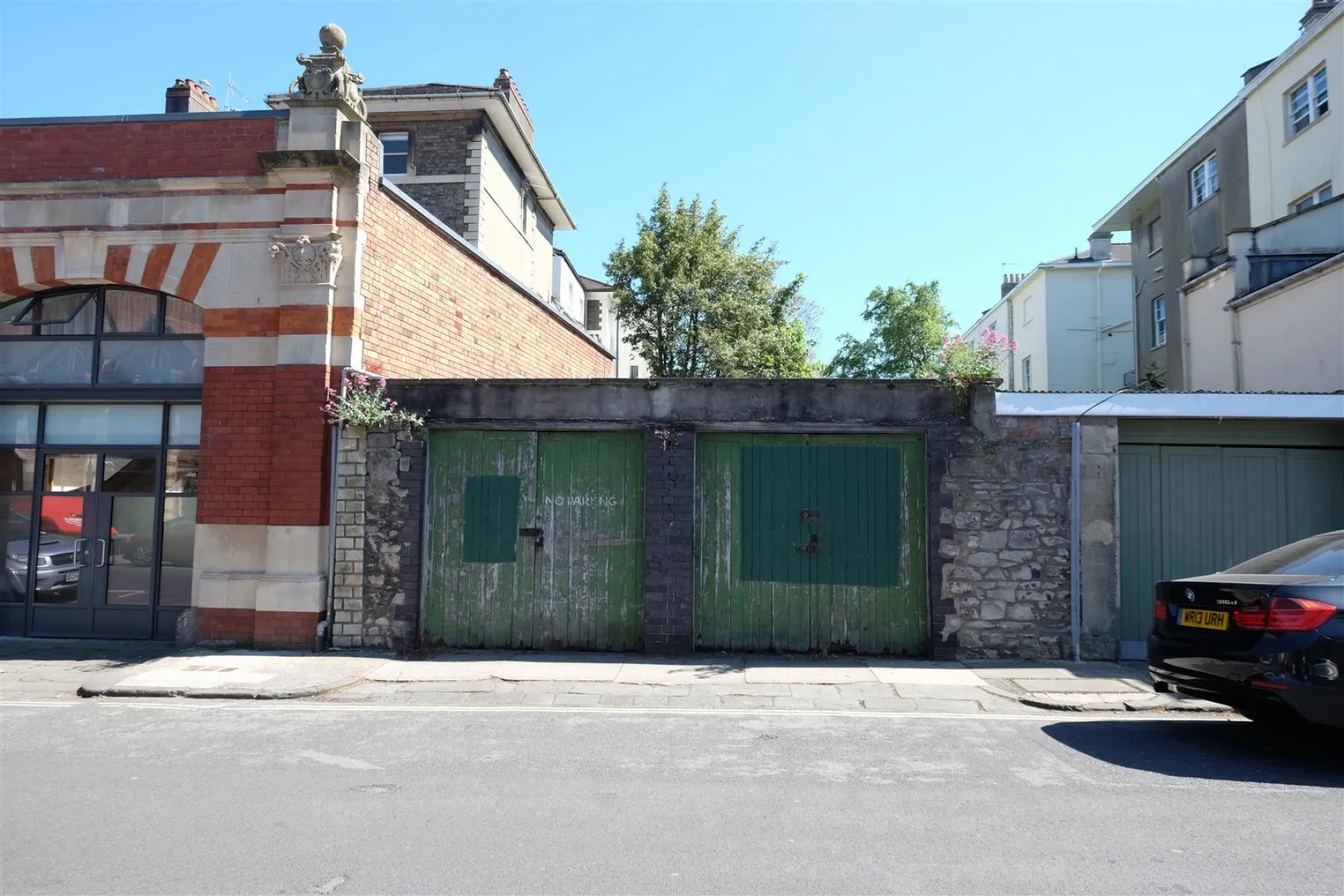PLANNING GRANTED - CLIFTON COACH HOUSE, 2 bedroom, Land - Building Plot - 26994495