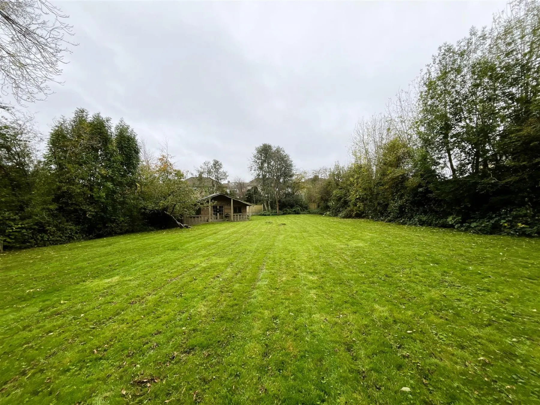 HOUSE + PLOT | PP 3 HOUSES | KINGSWOOD, 6 bedroom, House - Detached - 33472068