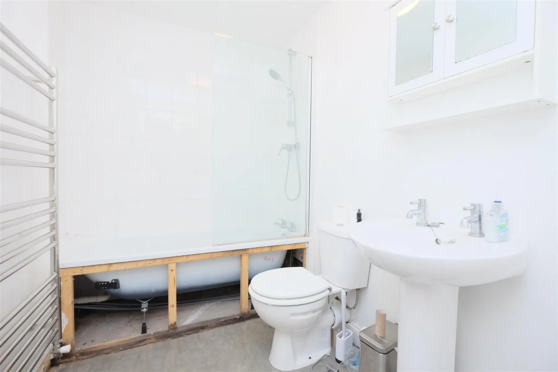 GARDEN FLAT | CASH BUYERS ONLY | REDLAND, 1 bedroom, Flat - 33775102