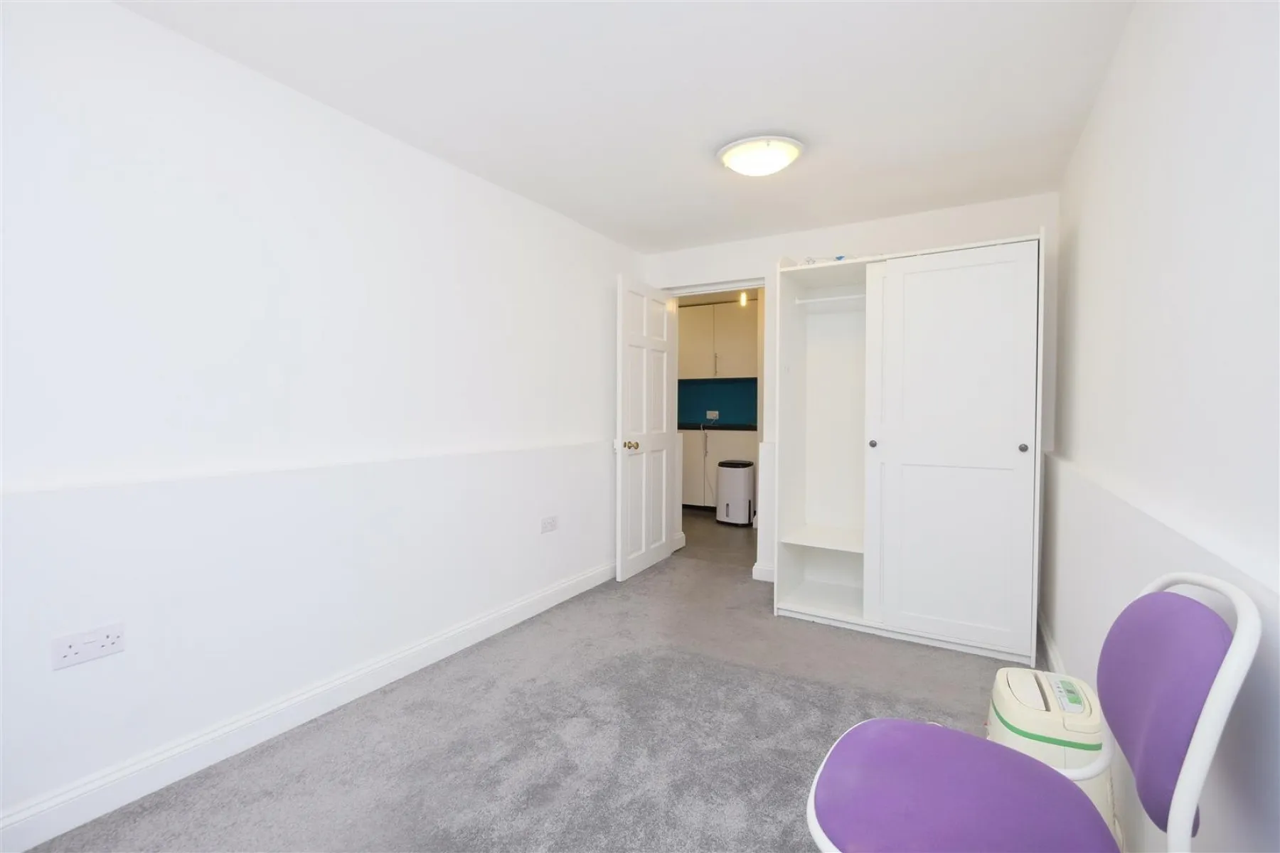 GARDEN FLAT | CASH BUYERS ONLY | REDLAND, 1 bedroom, Flat - 33775102