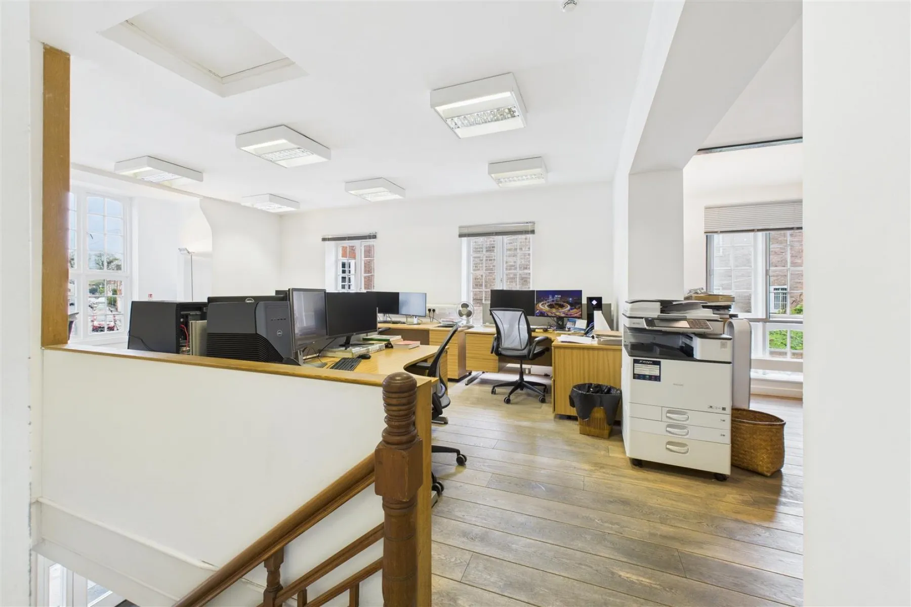 COMMERCIAL | TAUNTON, 2 bedroom, House - 33828333