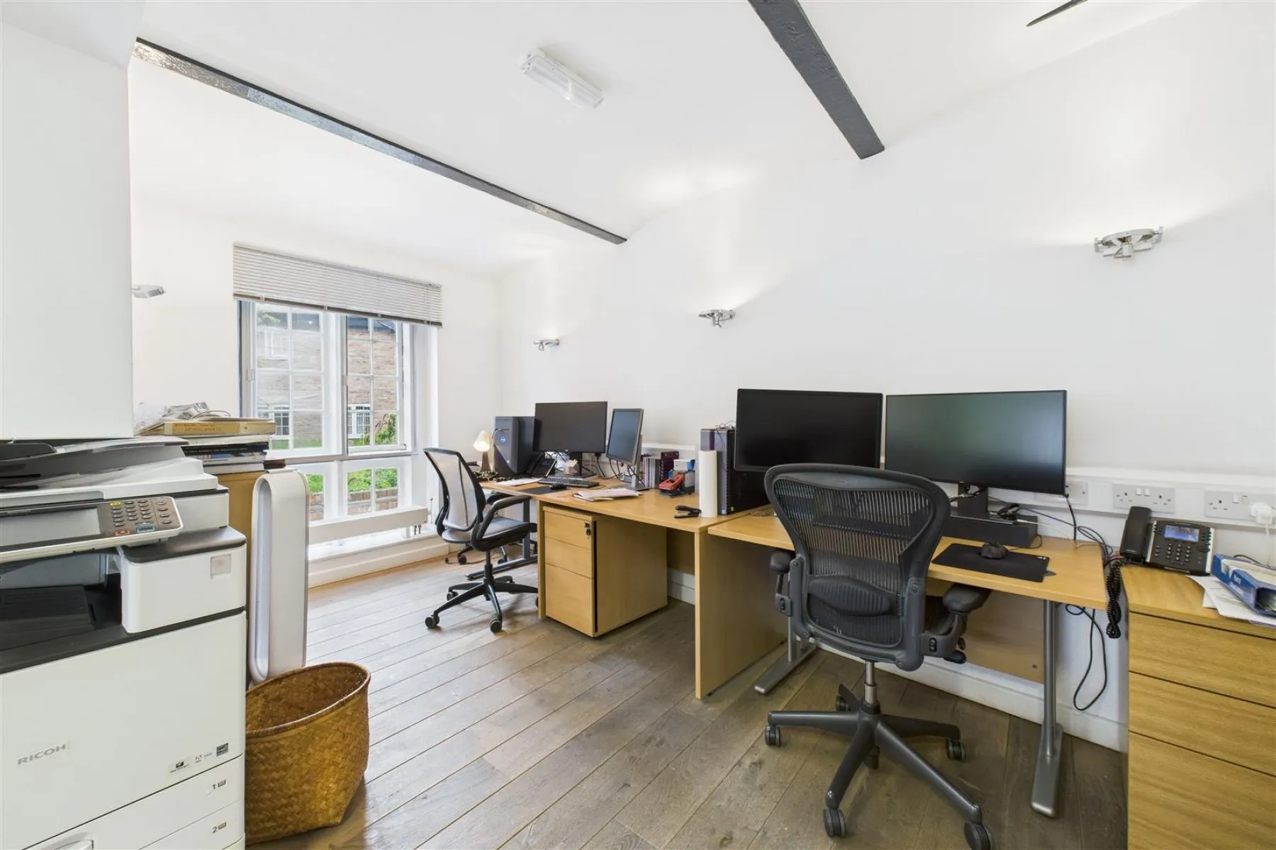 COMMERCIAL | TAUNTON, 2 bedroom, House - 33828333