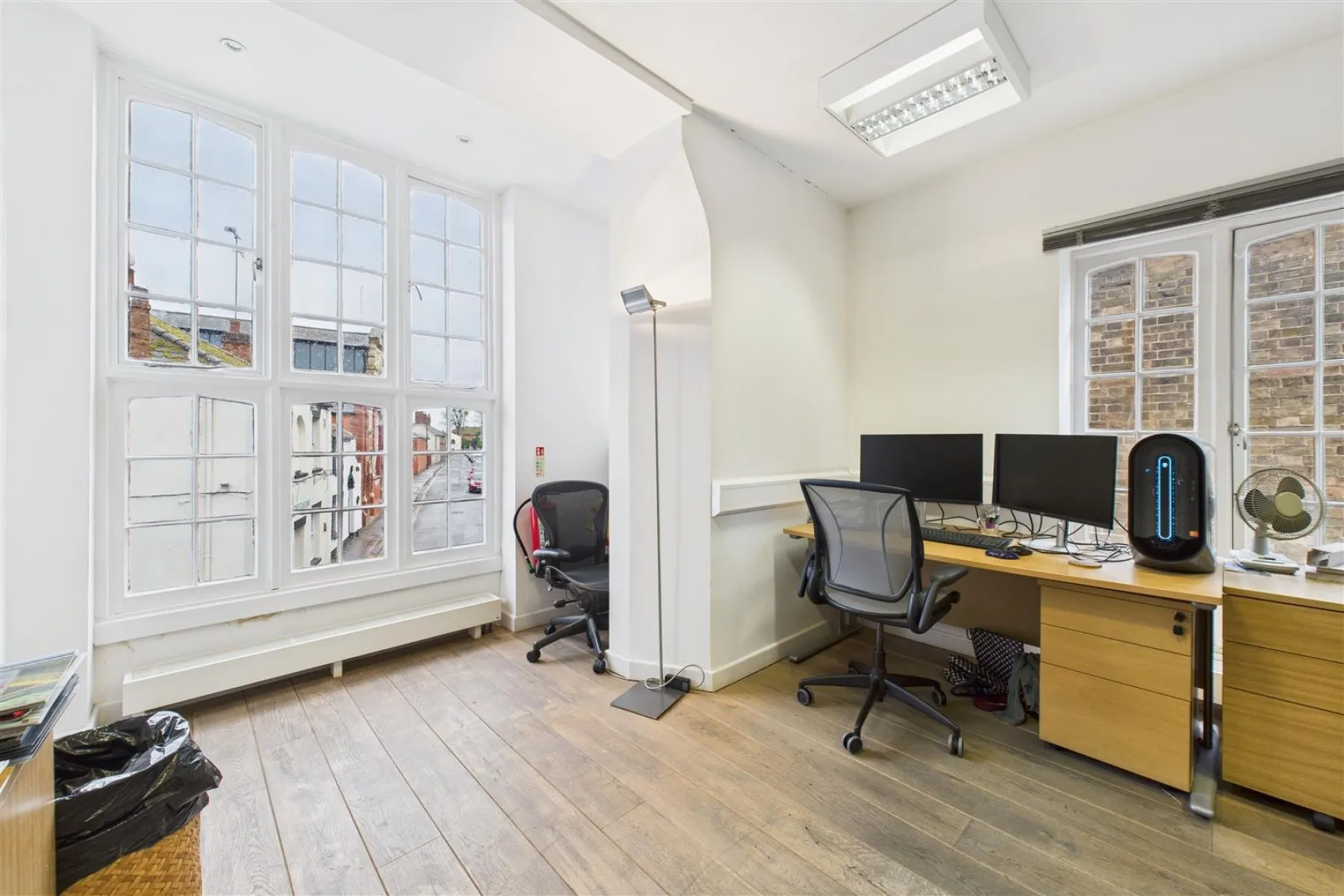 COMMERCIAL | TAUNTON, 2 bedroom, House - 33828333