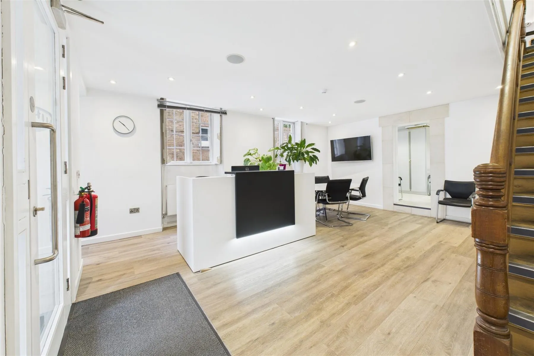 COMMERCIAL | TAUNTON, 2 bedroom, House - 33828333