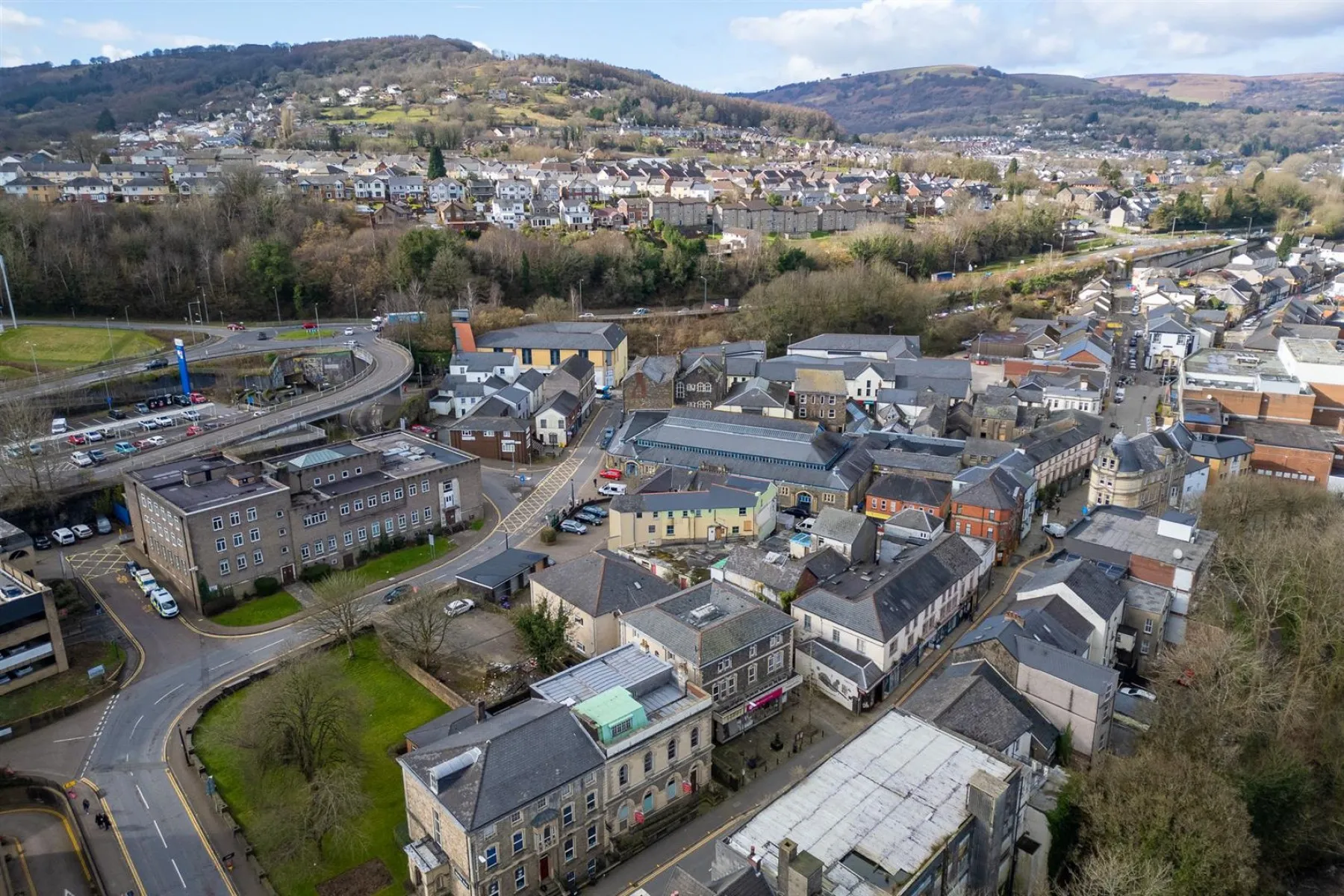 DEVELOPMENT | PONTYPOOL, 12 bedroom, Flat - 33792555