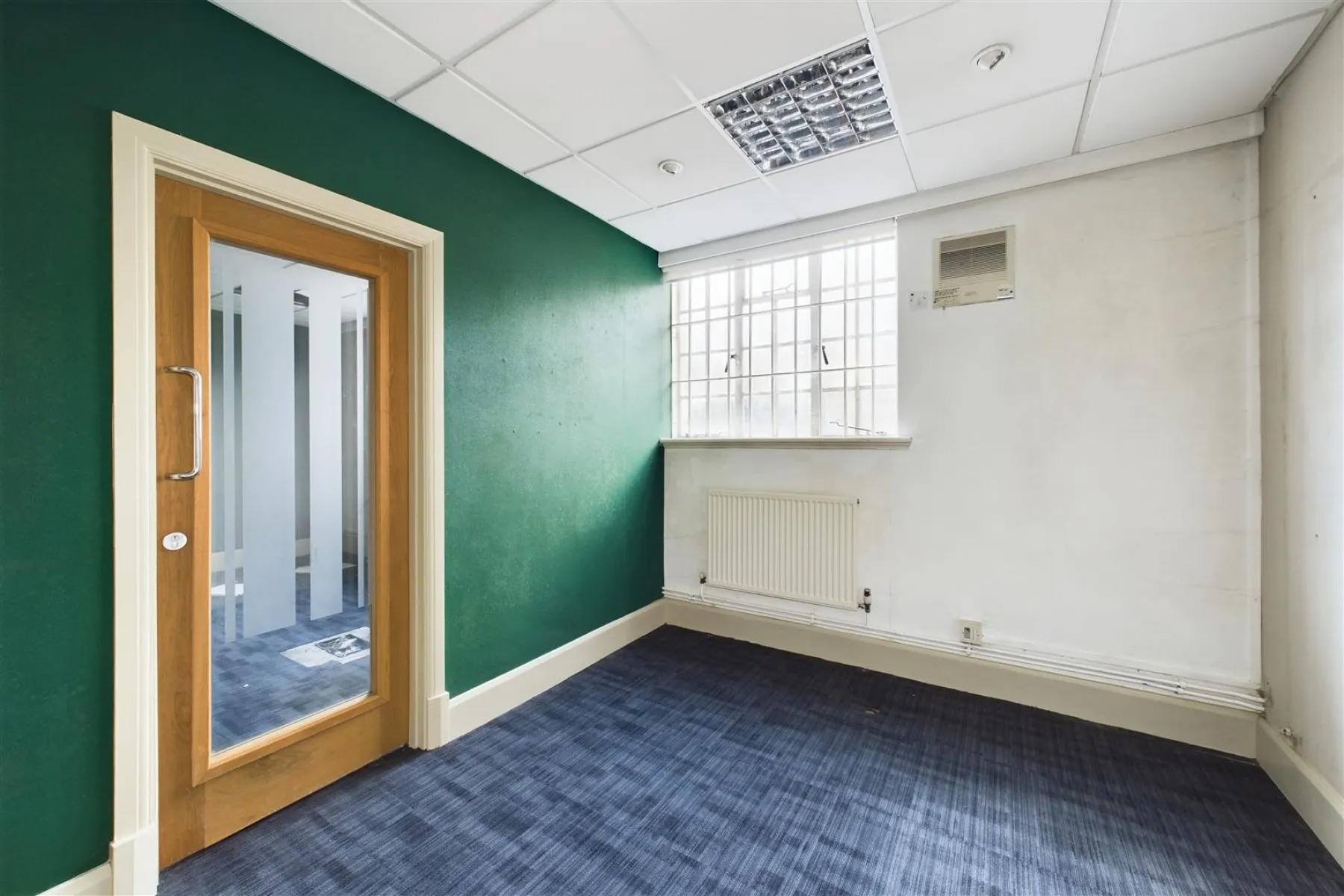 DEVELOPMENT | PONTYPOOL, 12 bedroom, Flat - 33792555
